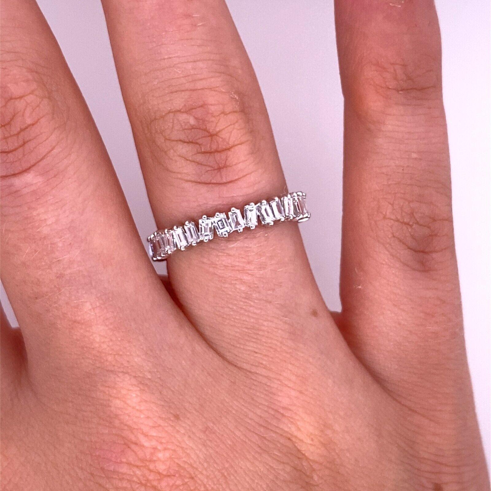 Fine Quality Baguette 1.29ct Diamond Full Eternity Ring in 18ct White Gold In New Condition For Sale In London, GB