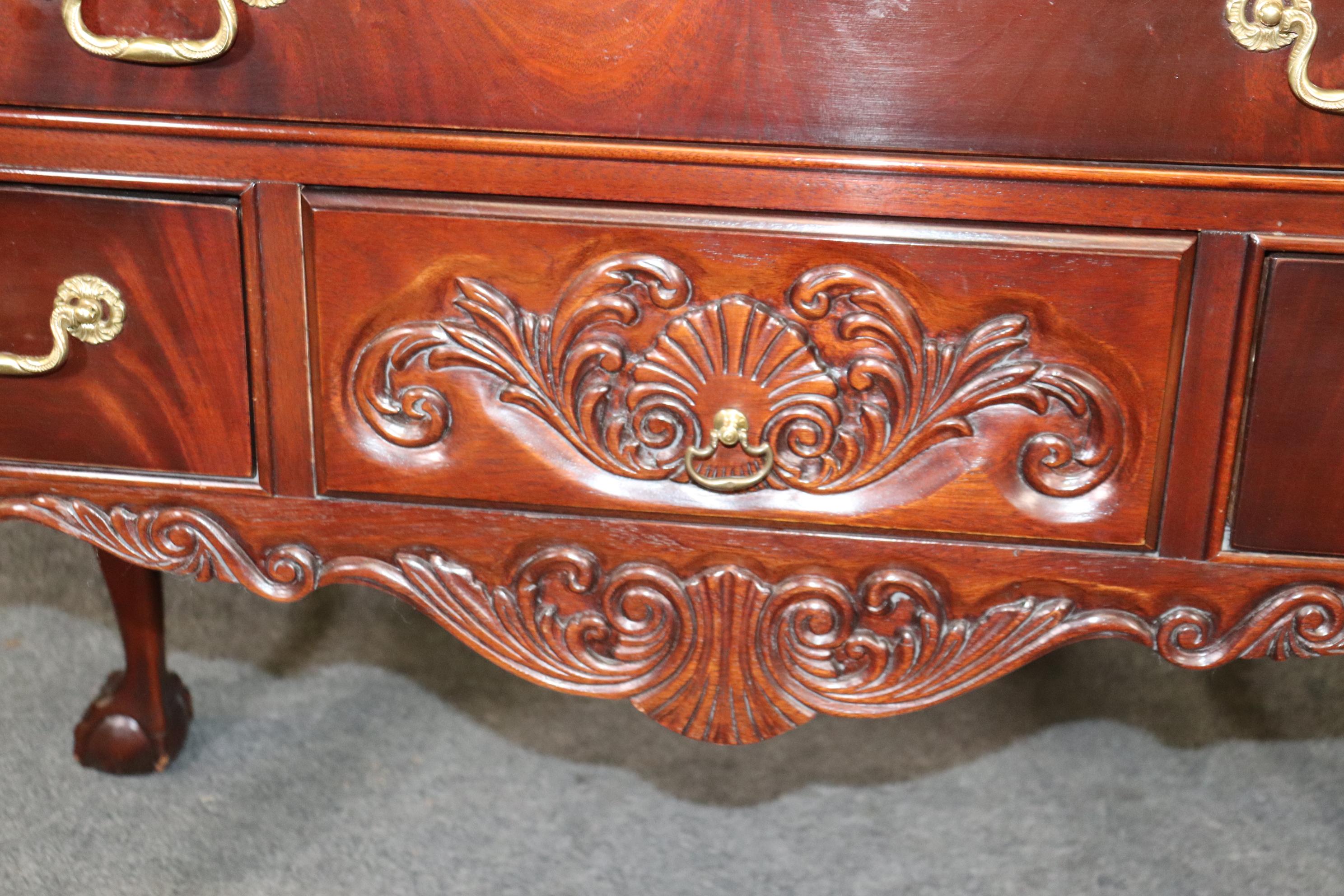 Fine Quality Bernhardt Flame Mahogany Chippendale Lowboy Buffet Sideboard 6