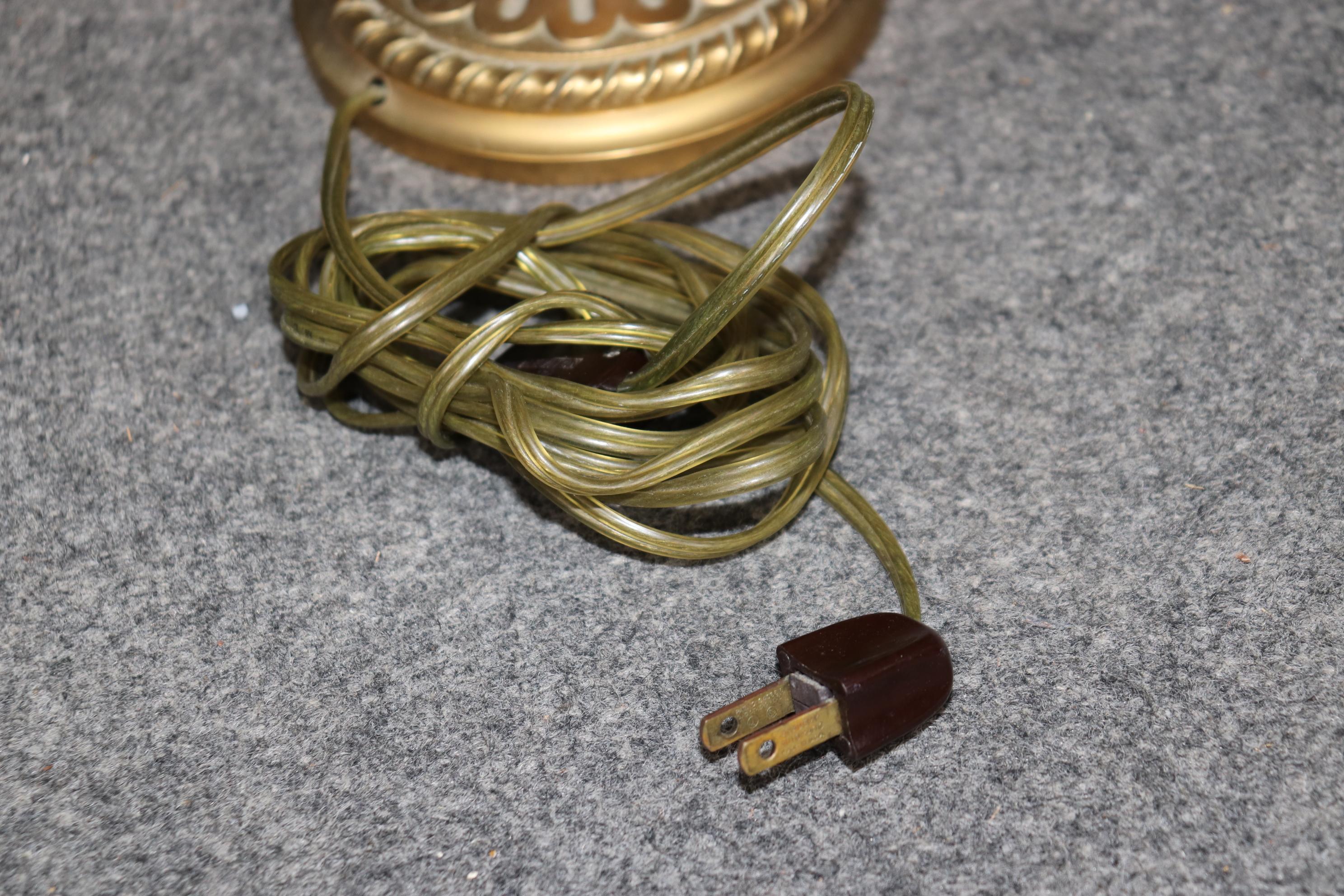 Lampe de table bouillotte de qualité supérieure en bronze, laiton et métal peint en tôle en vente 3