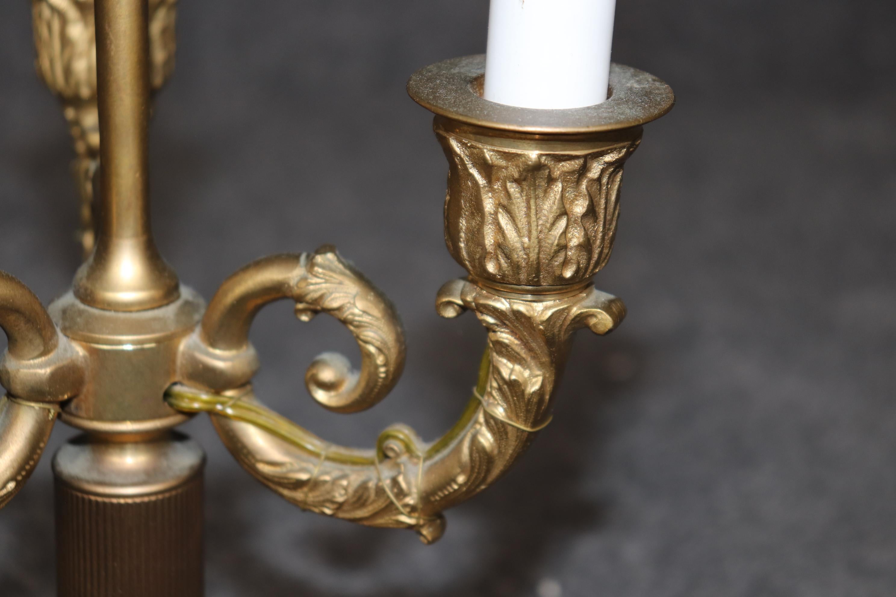 Lampe de table bouillotte de qualité supérieure en bronze, laiton et métal peint en tôle en vente 1