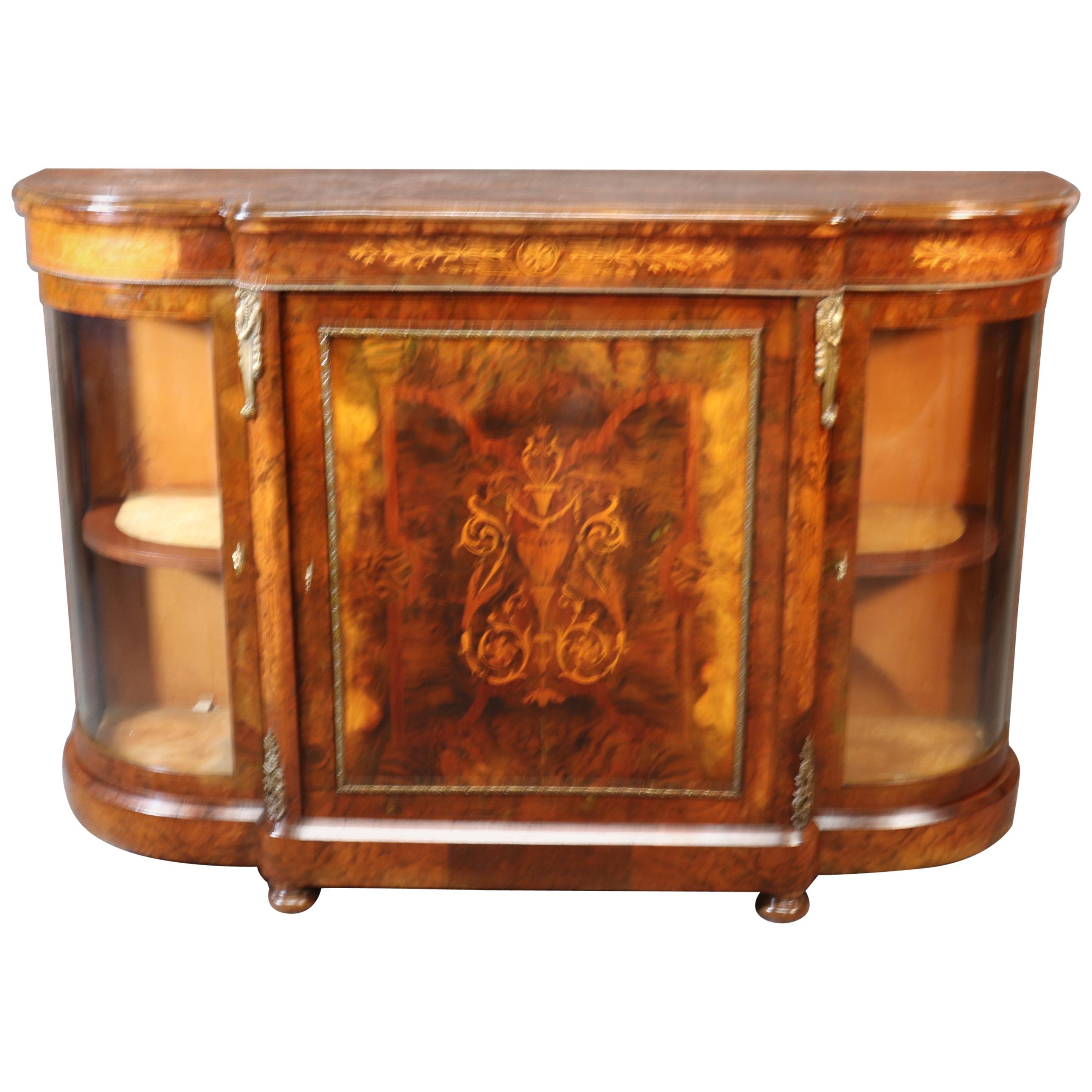 Fine Quality Burled Walnut Inlaid Vitrine Door Sideboard Buffet Credenza