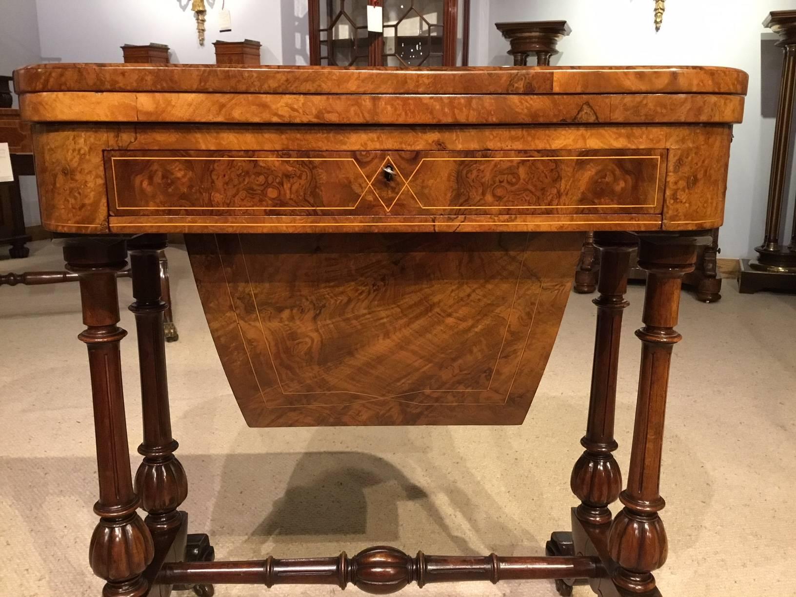 Fine Quality Burr Walnut Victorian Period Backgammon Table 9