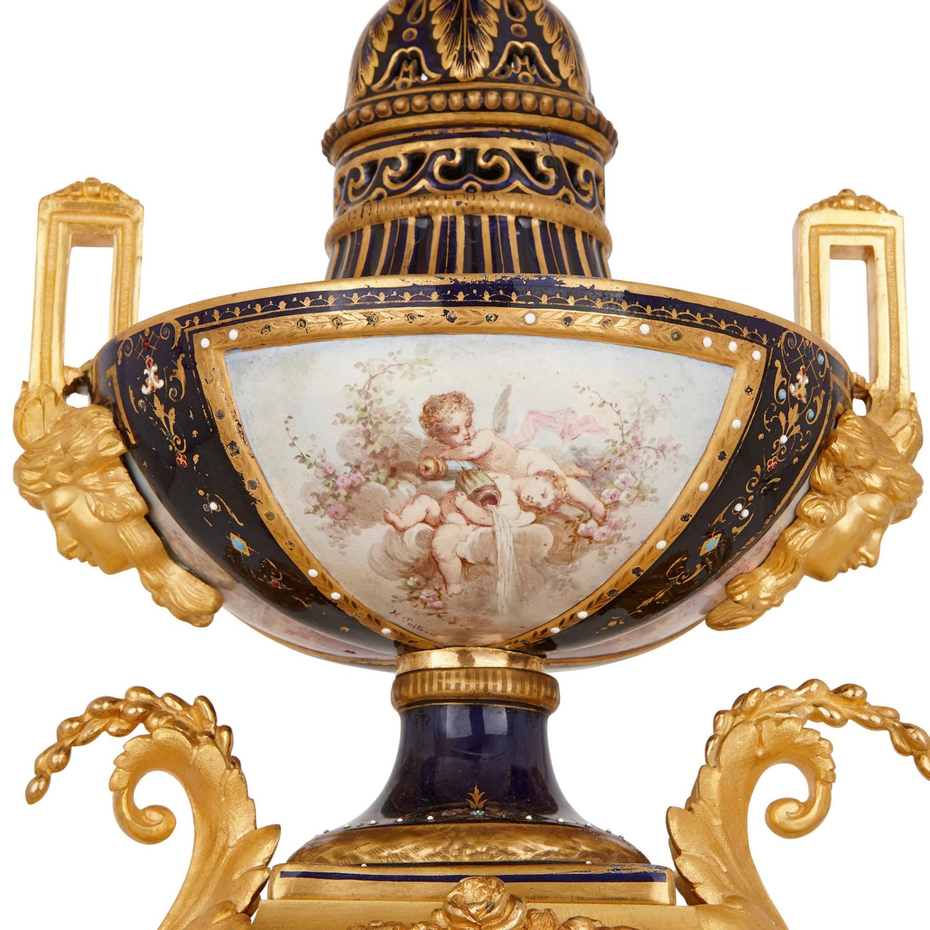 Fine Quality 19th Century Sevres Style Clock Garniture In Good Condition For Sale In Brighton, Sussex