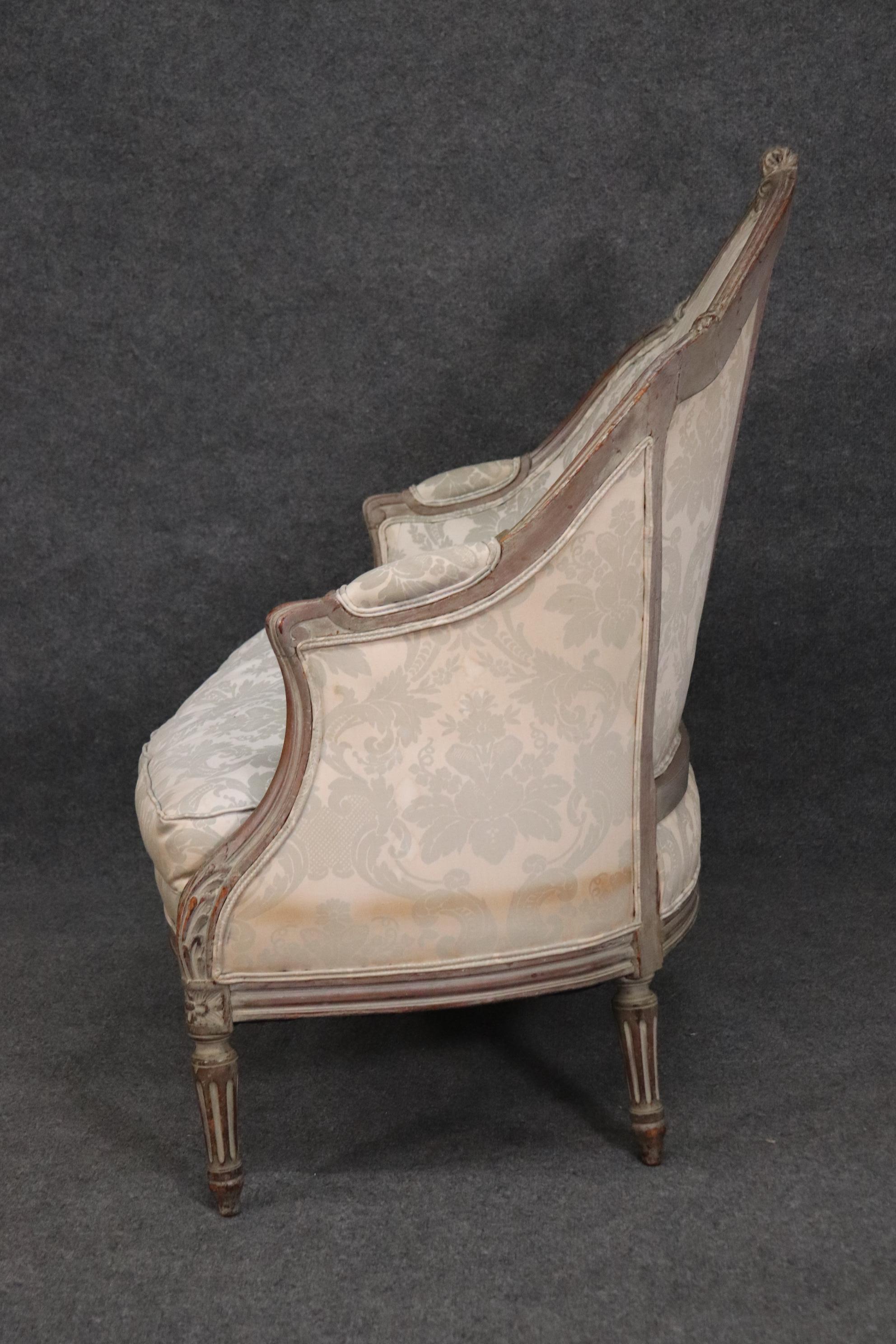Early 20th Century Fine Quality Carved Antique French Louis XV Style Painted Canape Settee