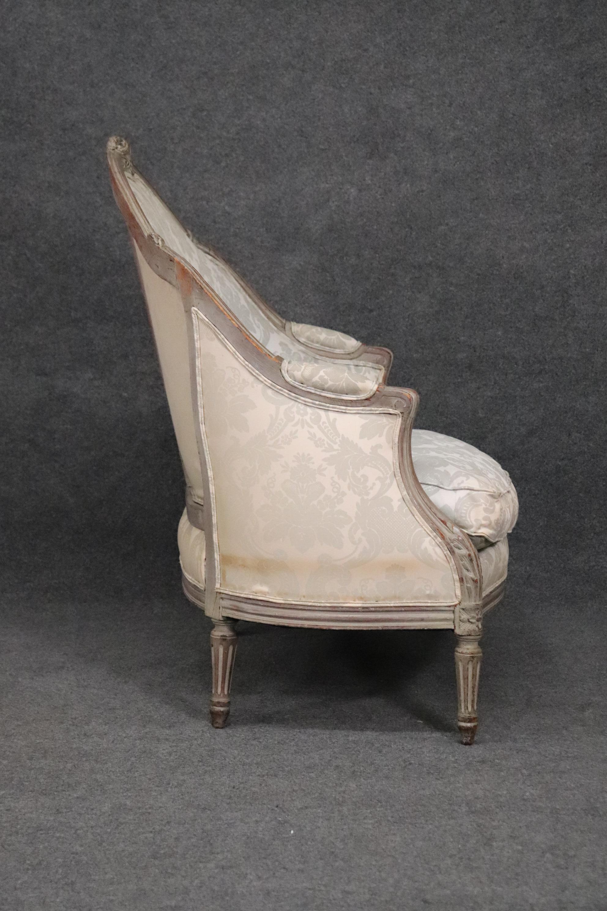 Fine Quality Carved Antique French Louis XV Style Painted Canape Settee 1