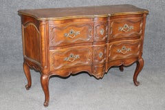 Fine Quality Carved Walnut Baker Furniture French Louis XV Style Commode Dresser