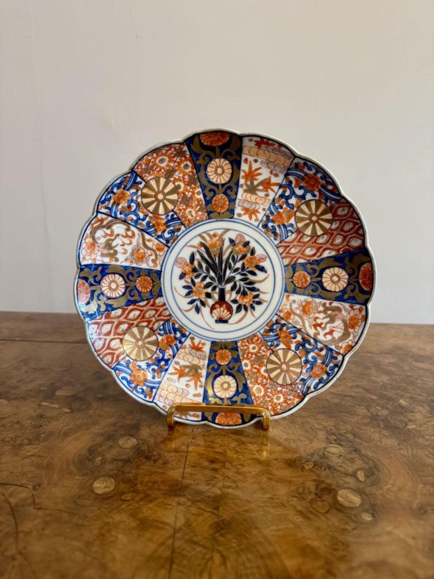 Colección de gran calidad de cinco inusuales platos imari japoneses antiguos Cerámico en venta