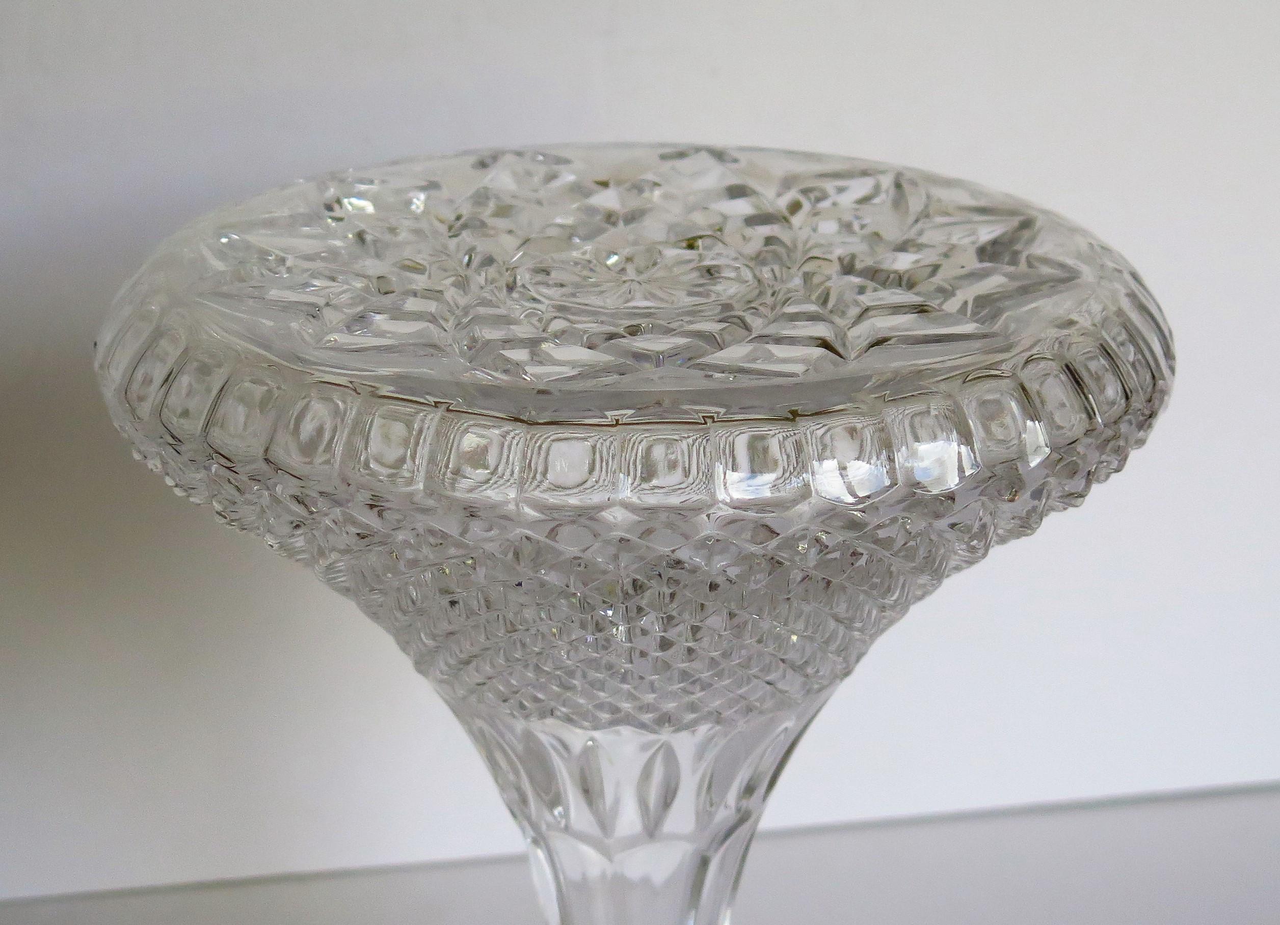 Fine Quality Crystal Lead Glass Ship's Decanter Diamond Cut, English, circa 1950 9