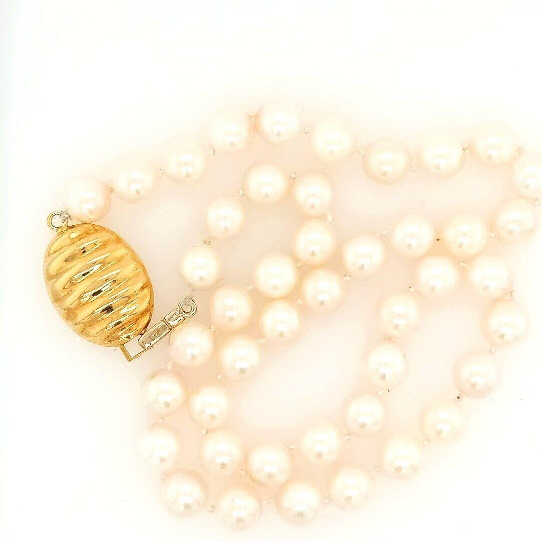 Bead Fine Quality Cultured Pearl Necklace in 18ct Yellow Gold For Sale
