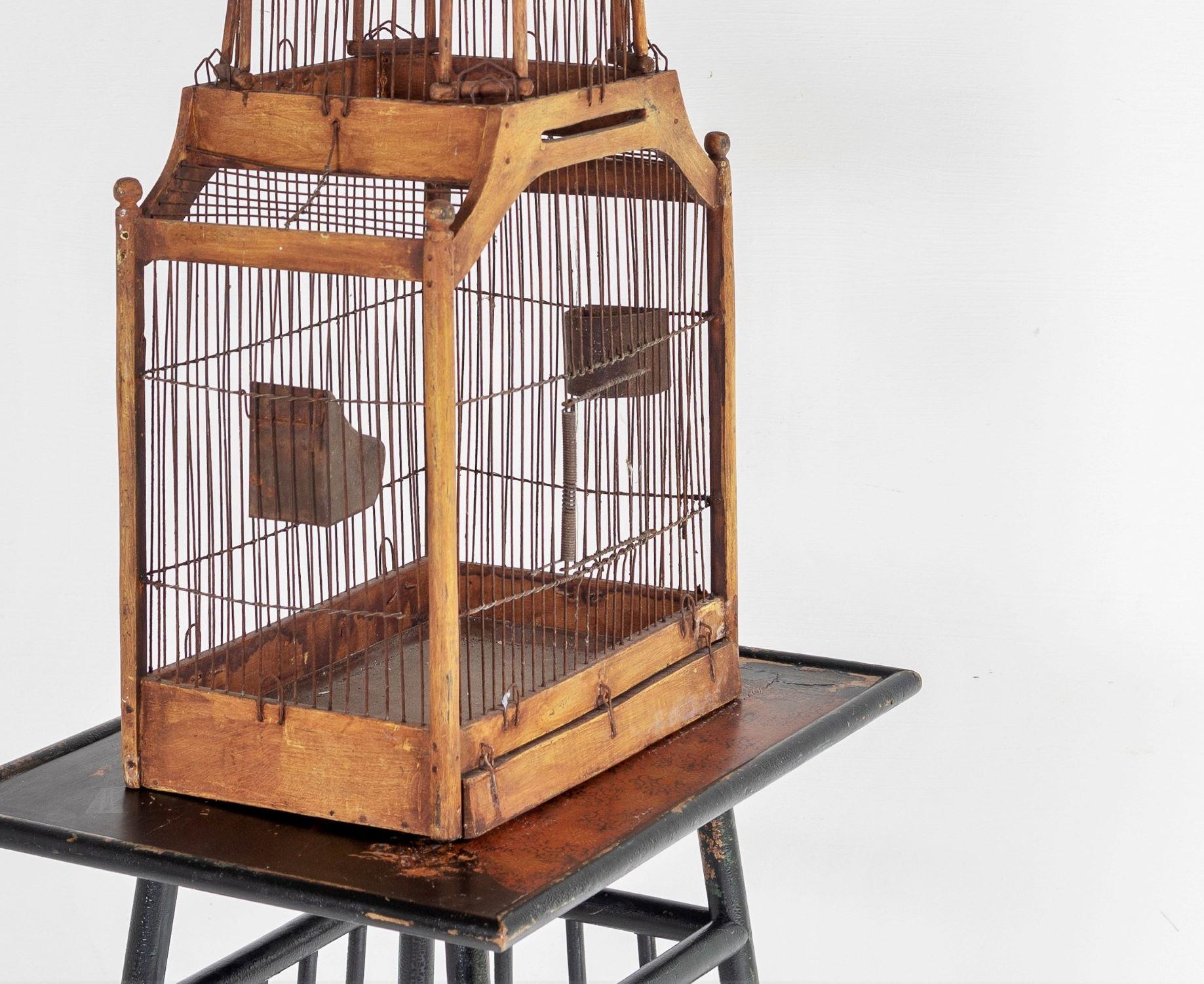 19th Century Fine Quality Decorative Antique Wooden Wirework Dome Shaped Bird Cage
