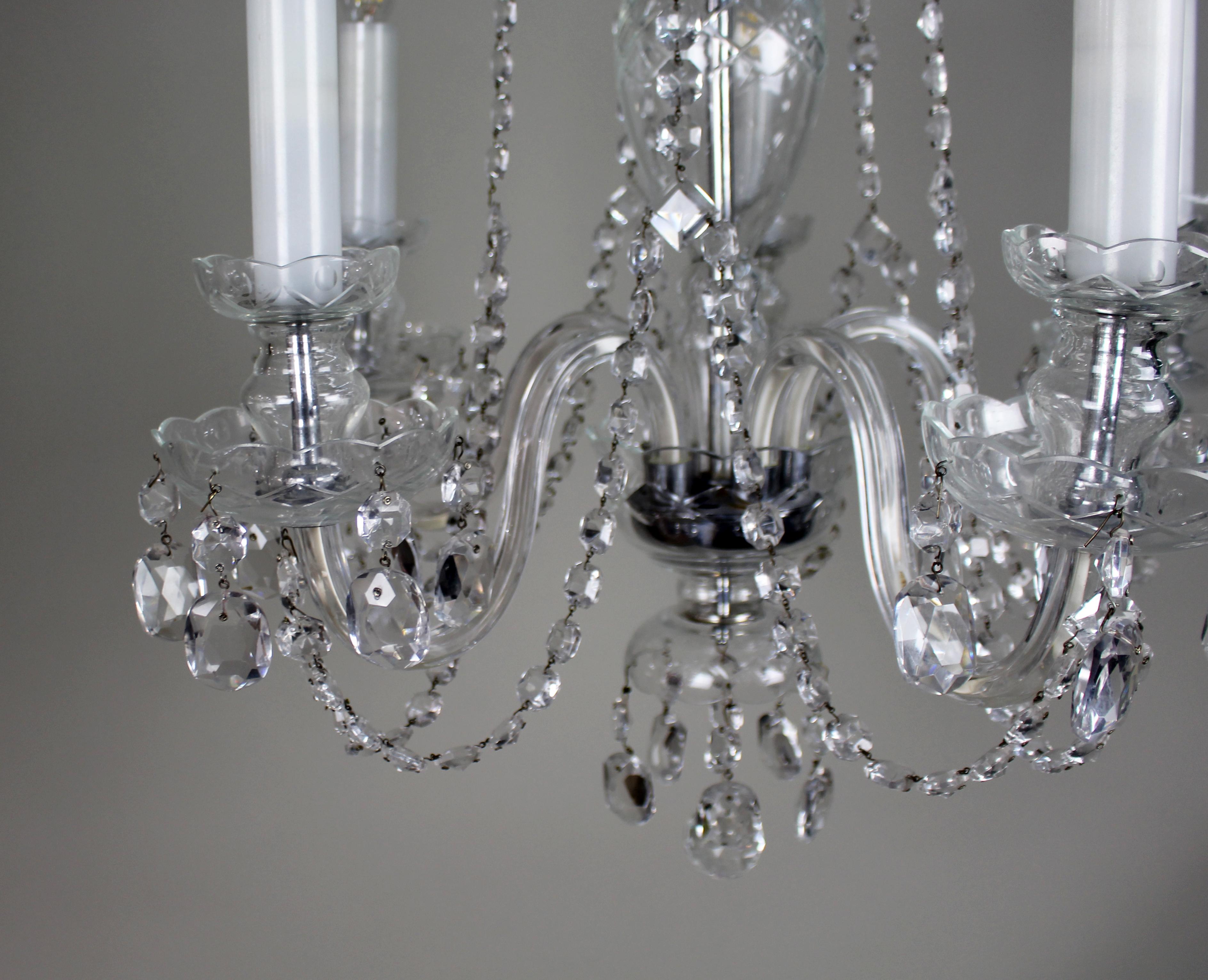 Fine Quality Dressed Glass Chandelier, 5 Arm – Mid 20th Century en vente 4