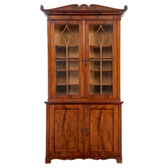 Fine quality early 19th century flame mahogany bookcase