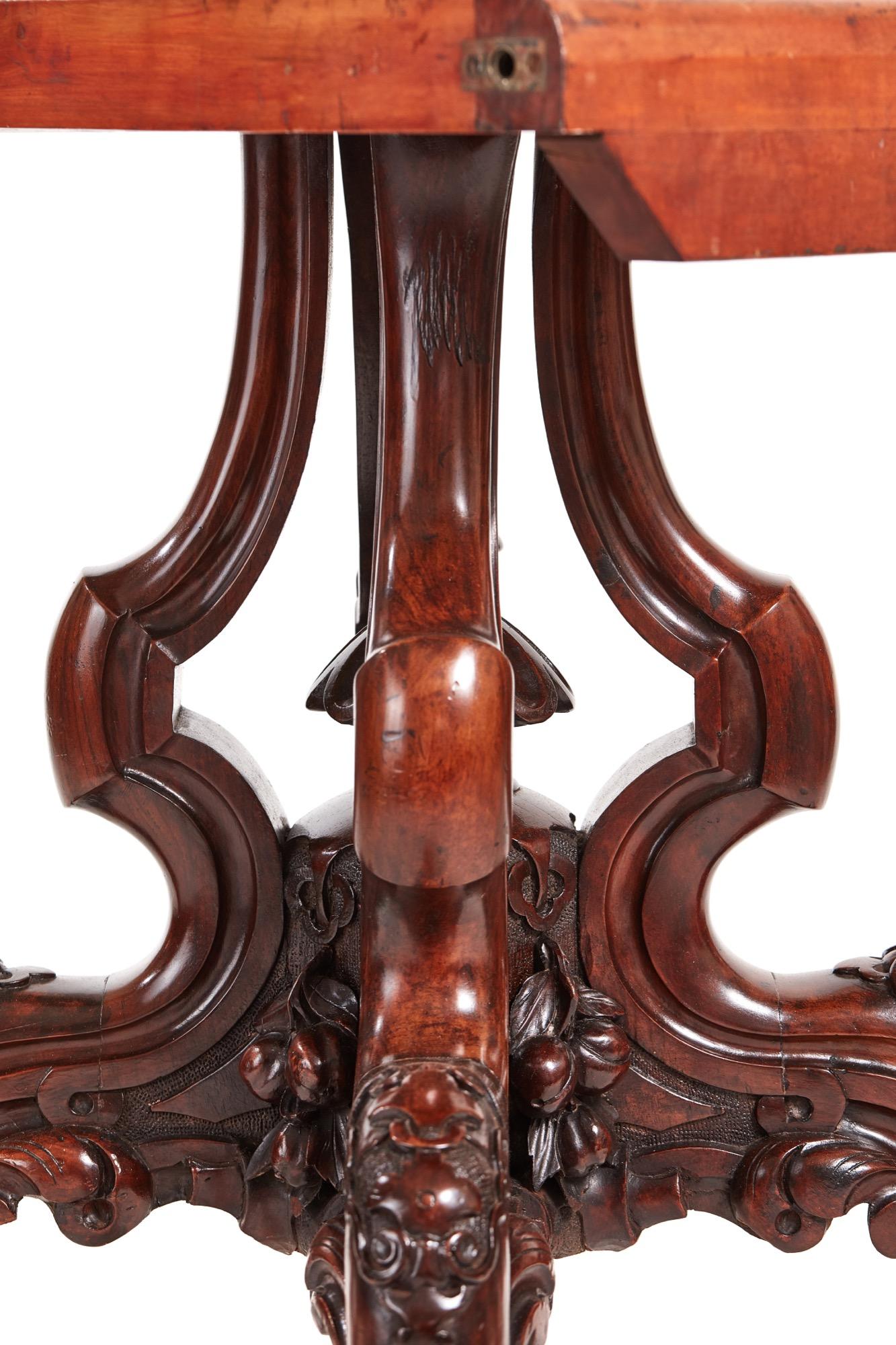 Fine Quality Early Victorian 19th Century Burr Walnut Inlaid Centre Table For Sale 1