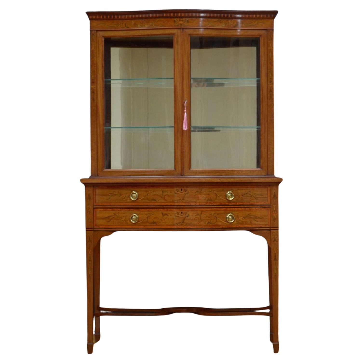 Fine Quality Edwardian Display Cabinet in Mahogany For Sale