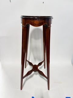 Fine Quality Edwardian Inlaid Oval Tea Table With Pull Slide Shelf