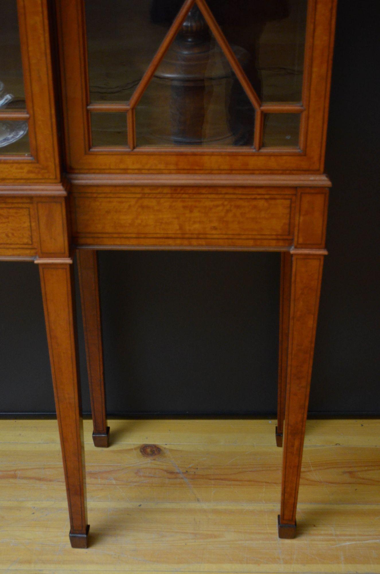 Fine Quality Edwardian Satinwood Cabinet Bookcase For Sale 11