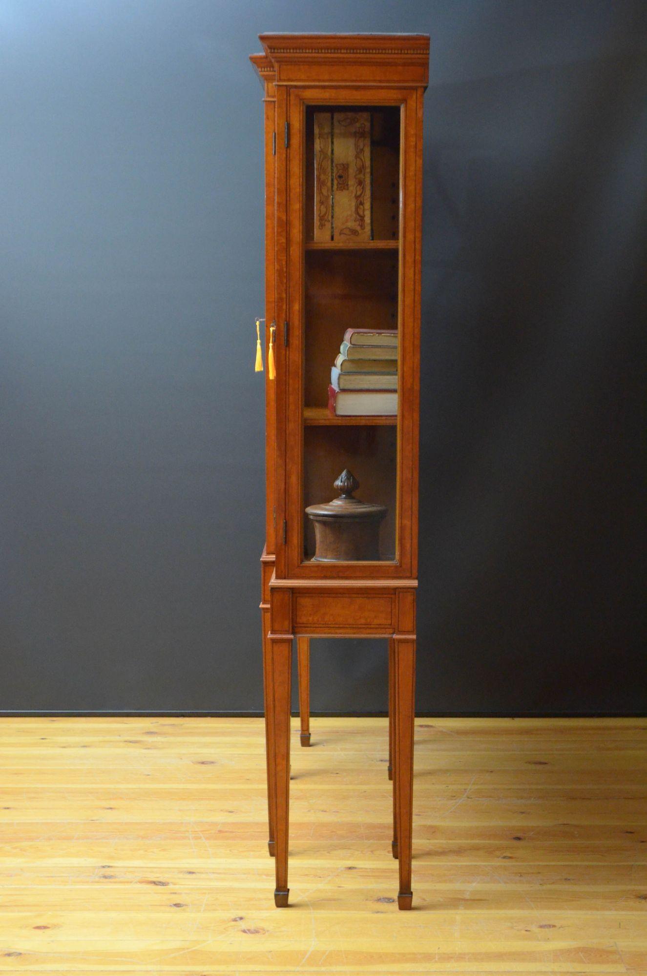 Fine Quality Edwardian Satinwood Cabinet Bookcase For Sale 14