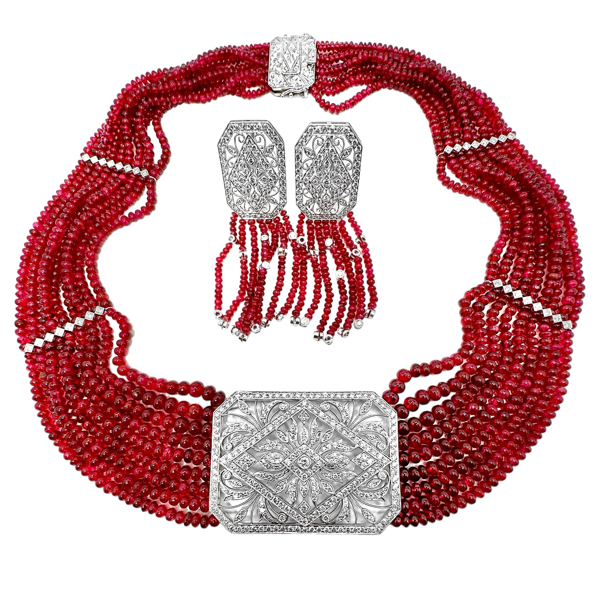 da uomo o donna Orecchini tributo edoardiani di alta qualità con diamanti e nappe di spinello rosso in vendita