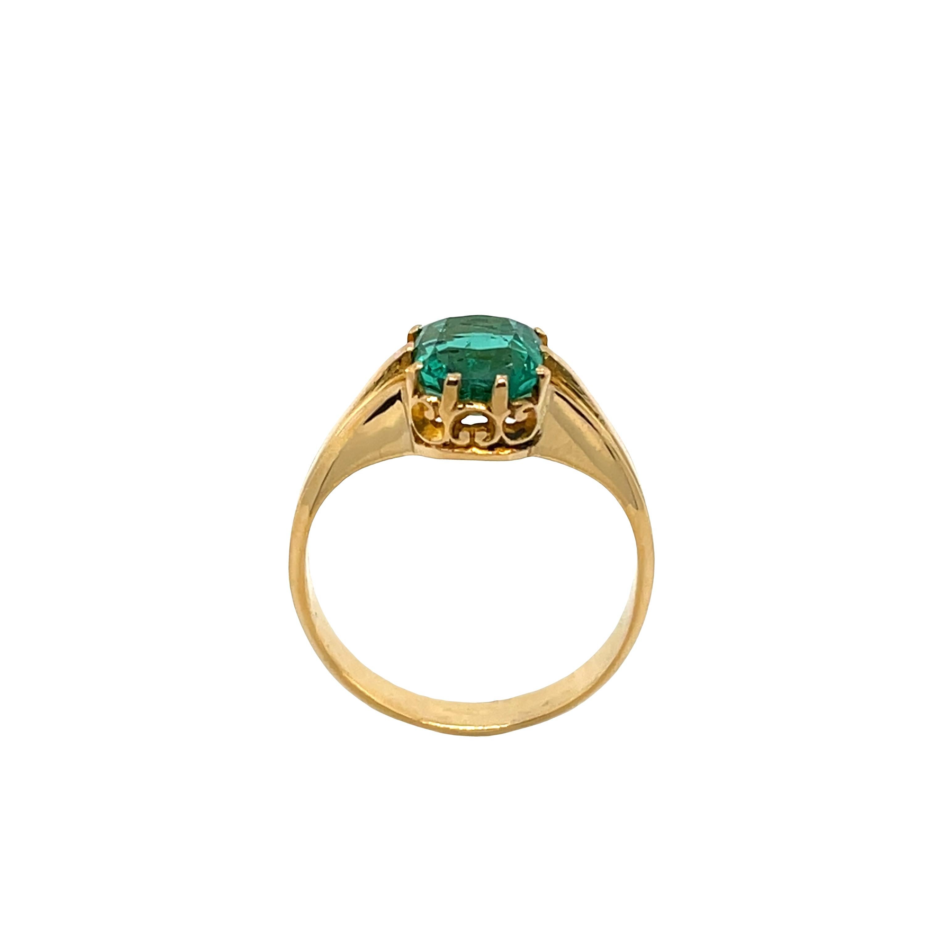 Anello con smeraldo di alta qualità incastonato in oro giallo 18ct In condizioni ottime in vendita a London, GB