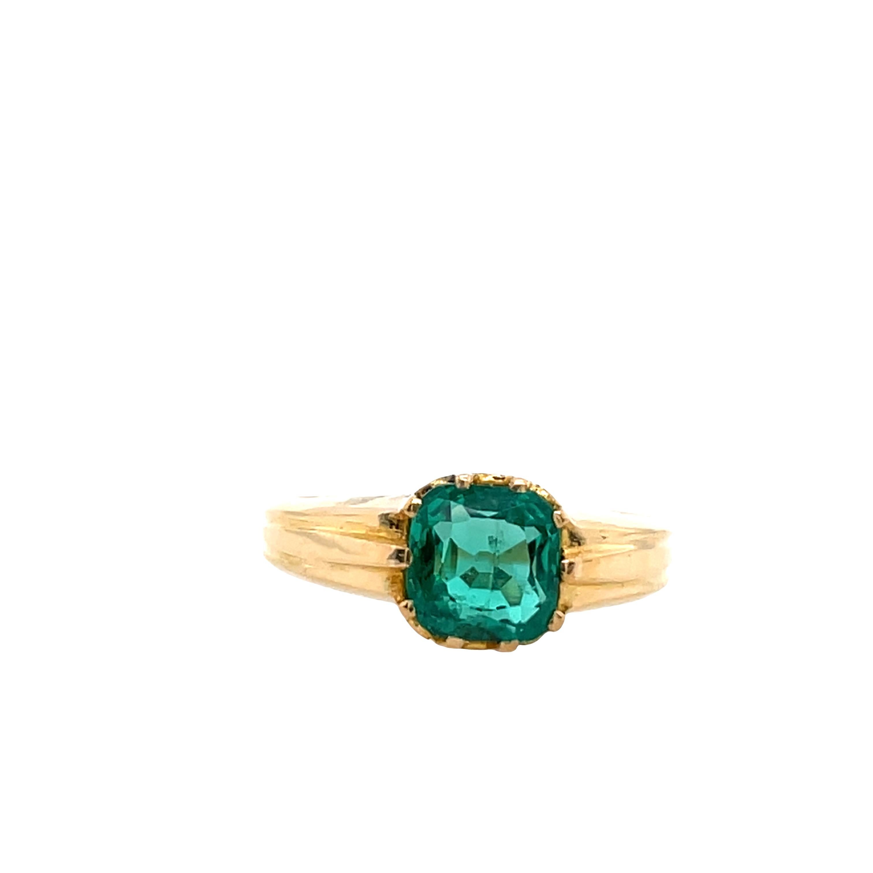 Anello con smeraldo di alta qualità incastonato in oro giallo 18ct in vendita 2