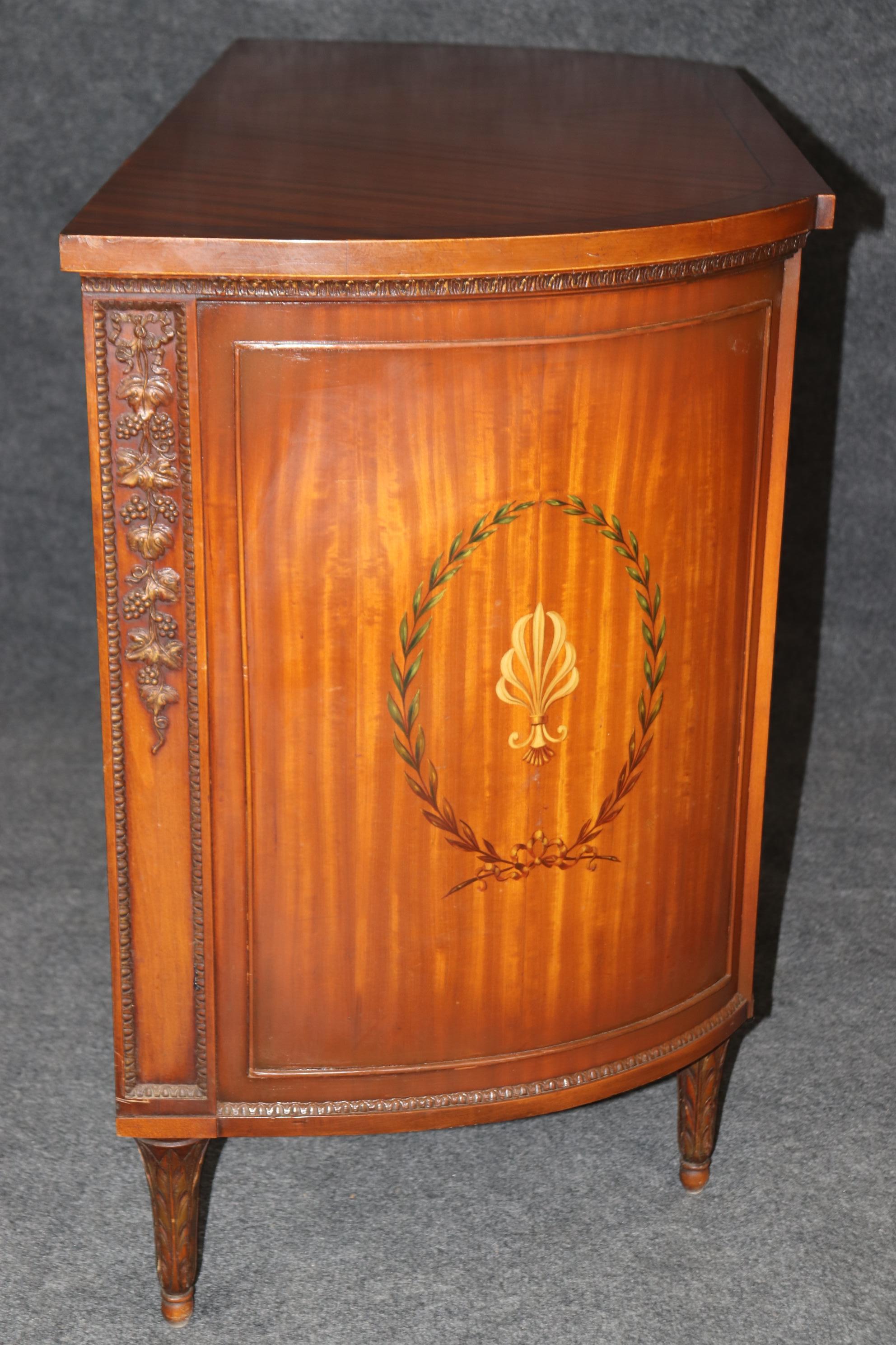 Fine Quality English Carved and Paint Decorated Commode Sideboard Buffet For Sale 2