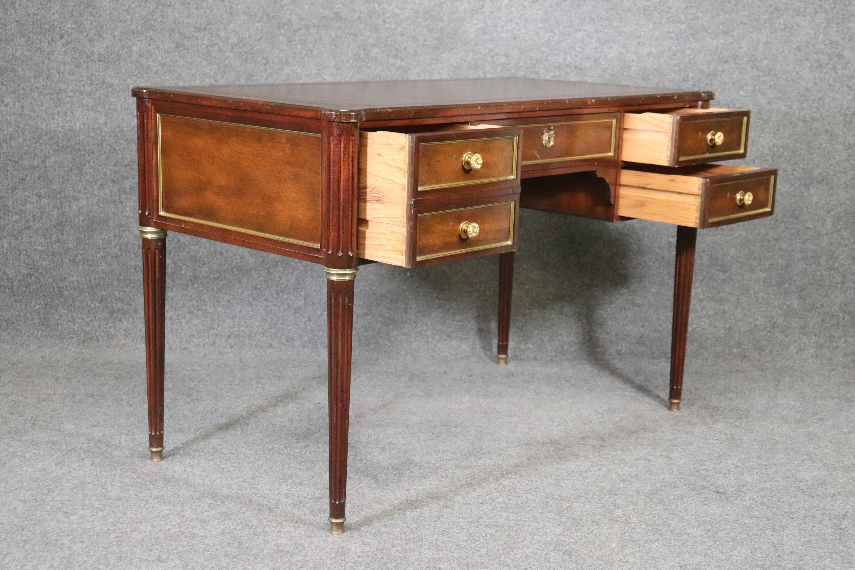Mid-20th Century Fine Quality French Directore Louis XVI Style Leather Top Faux Partners Desk For Sale
