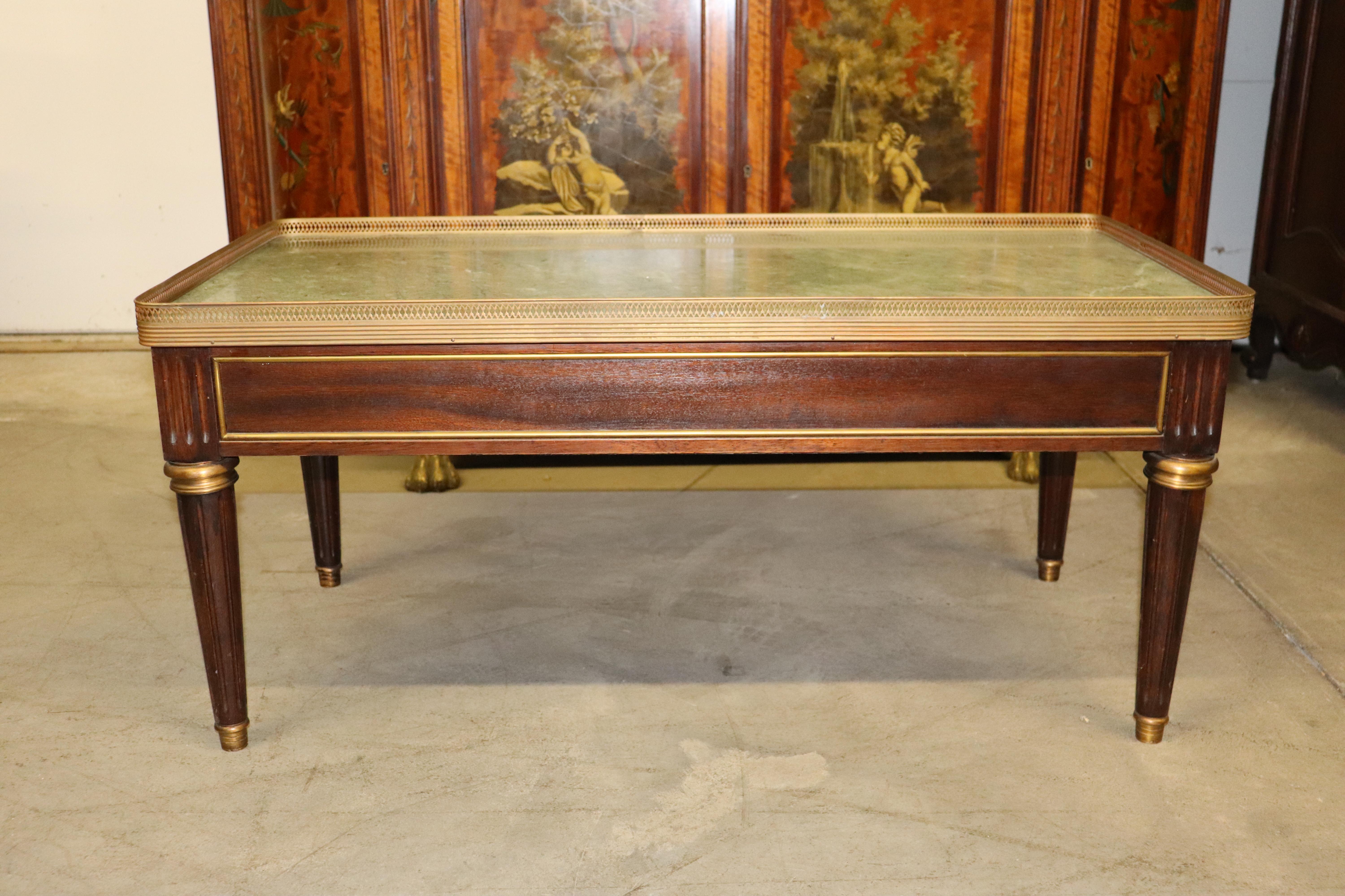 Fine Quality French Green Marble Top Bronze Mounted Louis XVI Coffee Table In Good Condition For Sale In Swedesboro, NJ