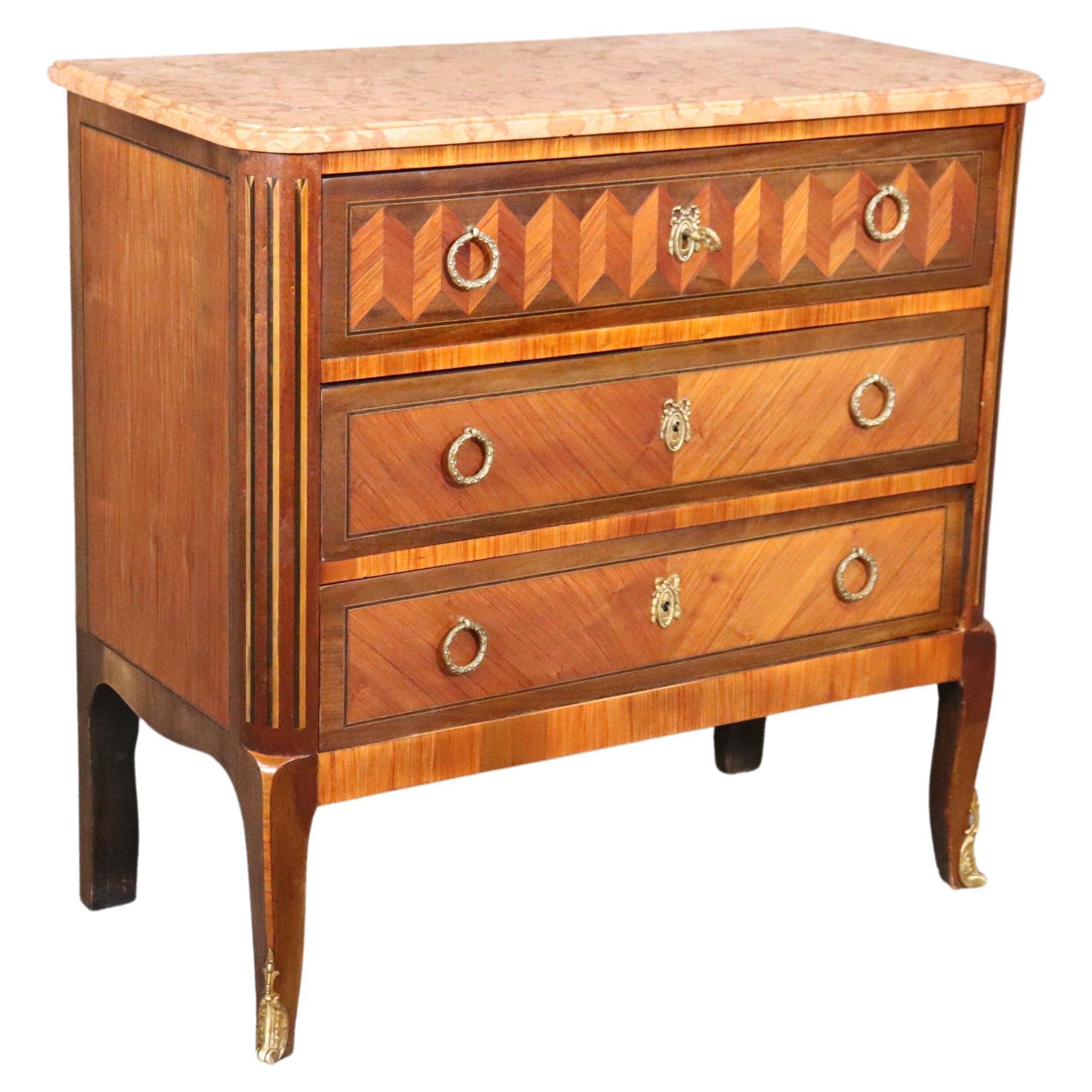 Fine Quality French Louis XV Kingwood and Coral Hued Marble Top Commode  For Sale