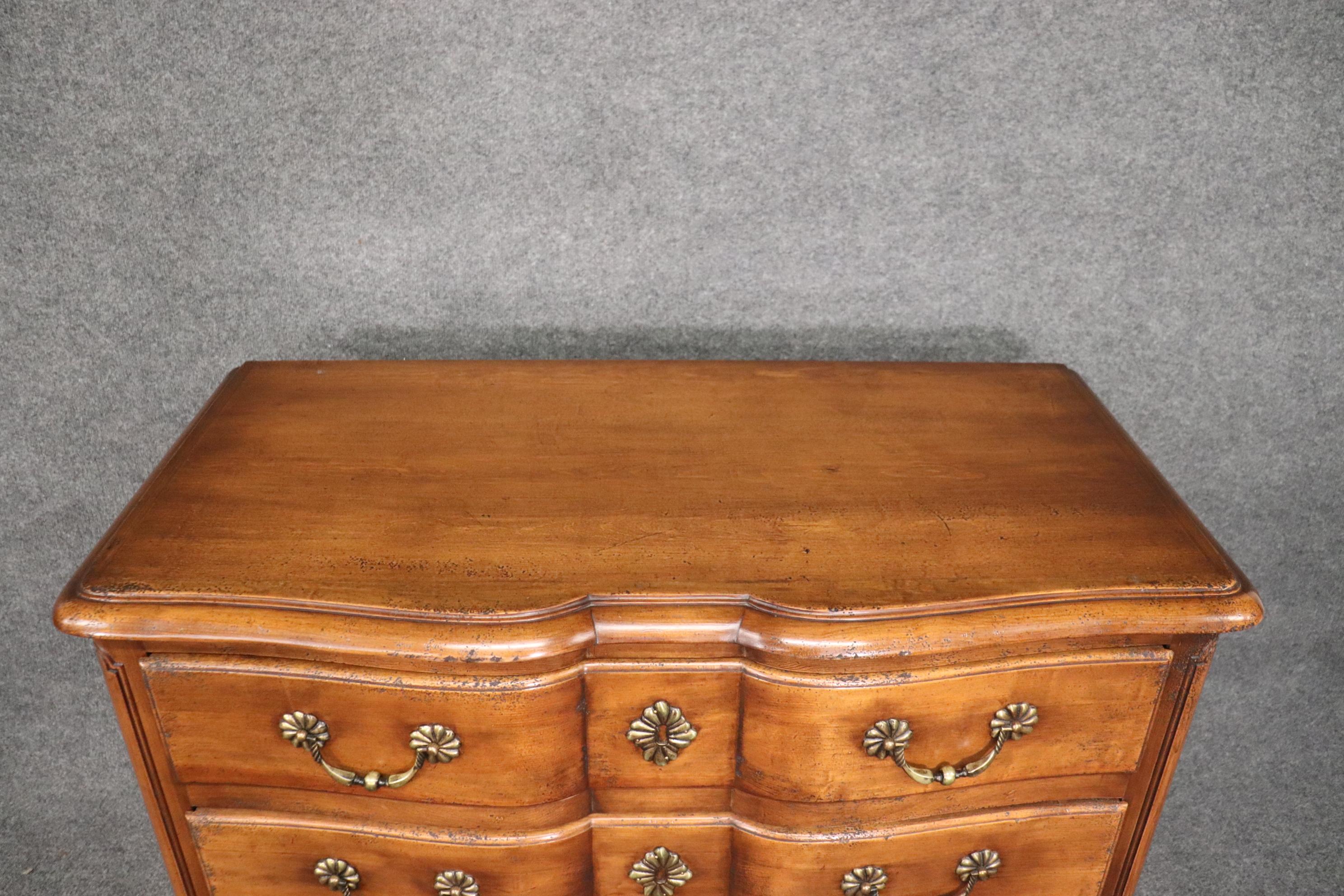 Fine Quality French Louis XV Provincial Walnut Commode Dresser 4