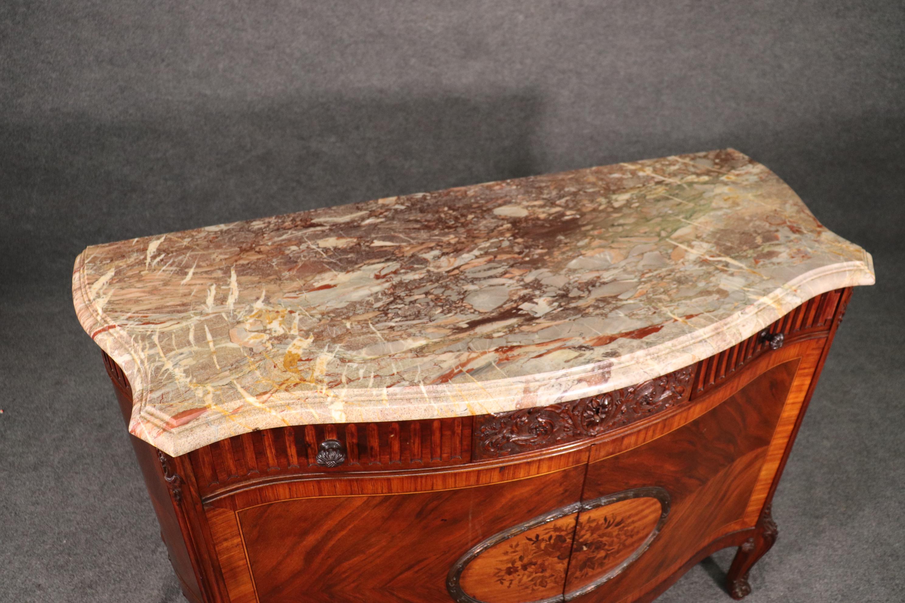 Fine Quality French Marble Top Inlaid Louis XV Commode Buffet Server, C1920s In Good Condition In Swedesboro, NJ