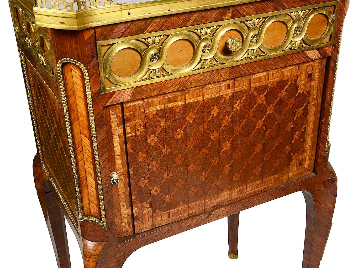 Tavolino in parquet francese di alta qualità, circa 1890 in vendita 3