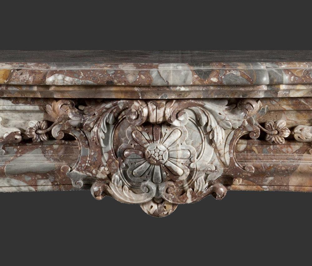 Louis XIV Fine quality French Regency style small marble fireplace  For Sale