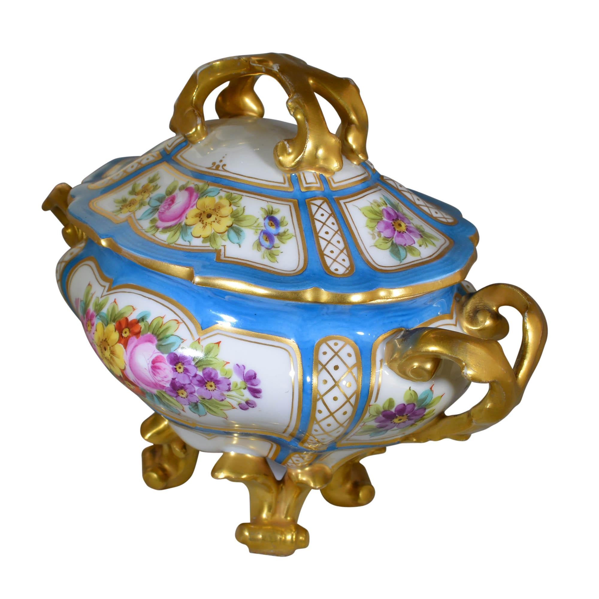 19th Century Fine Quality French Sèvres Porcelain Gravy Tureen