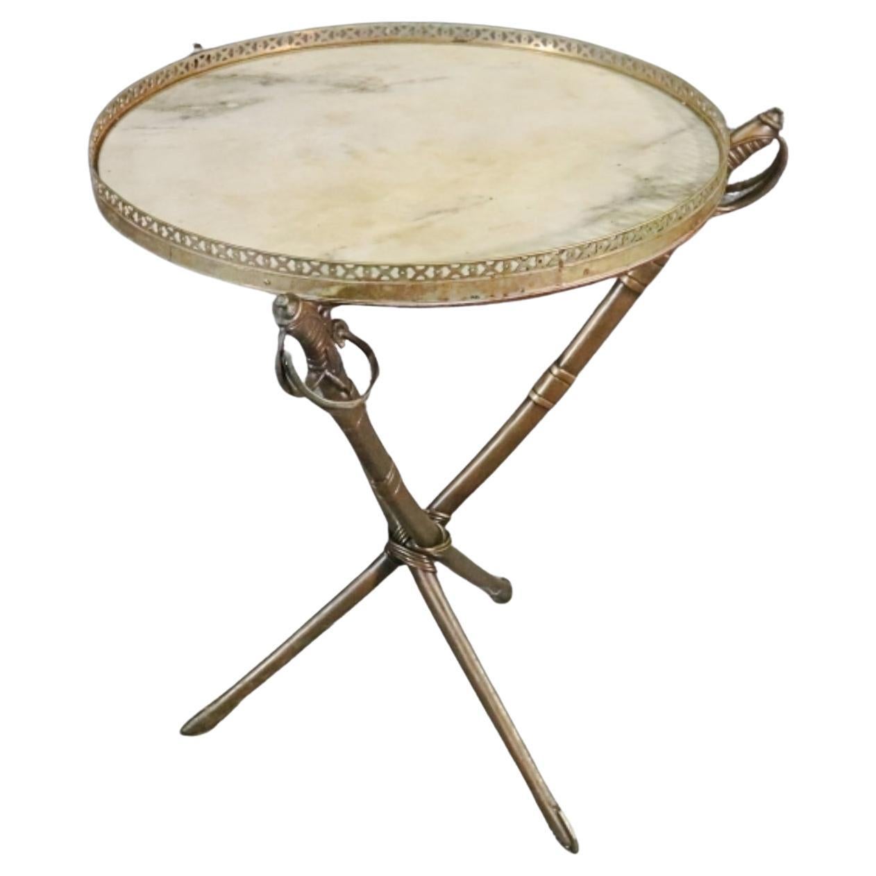 Französisches Schwert und Scabbard-Form in feiner Qualität  Gueridon-Tisch mit Marmorplatte im Angebot