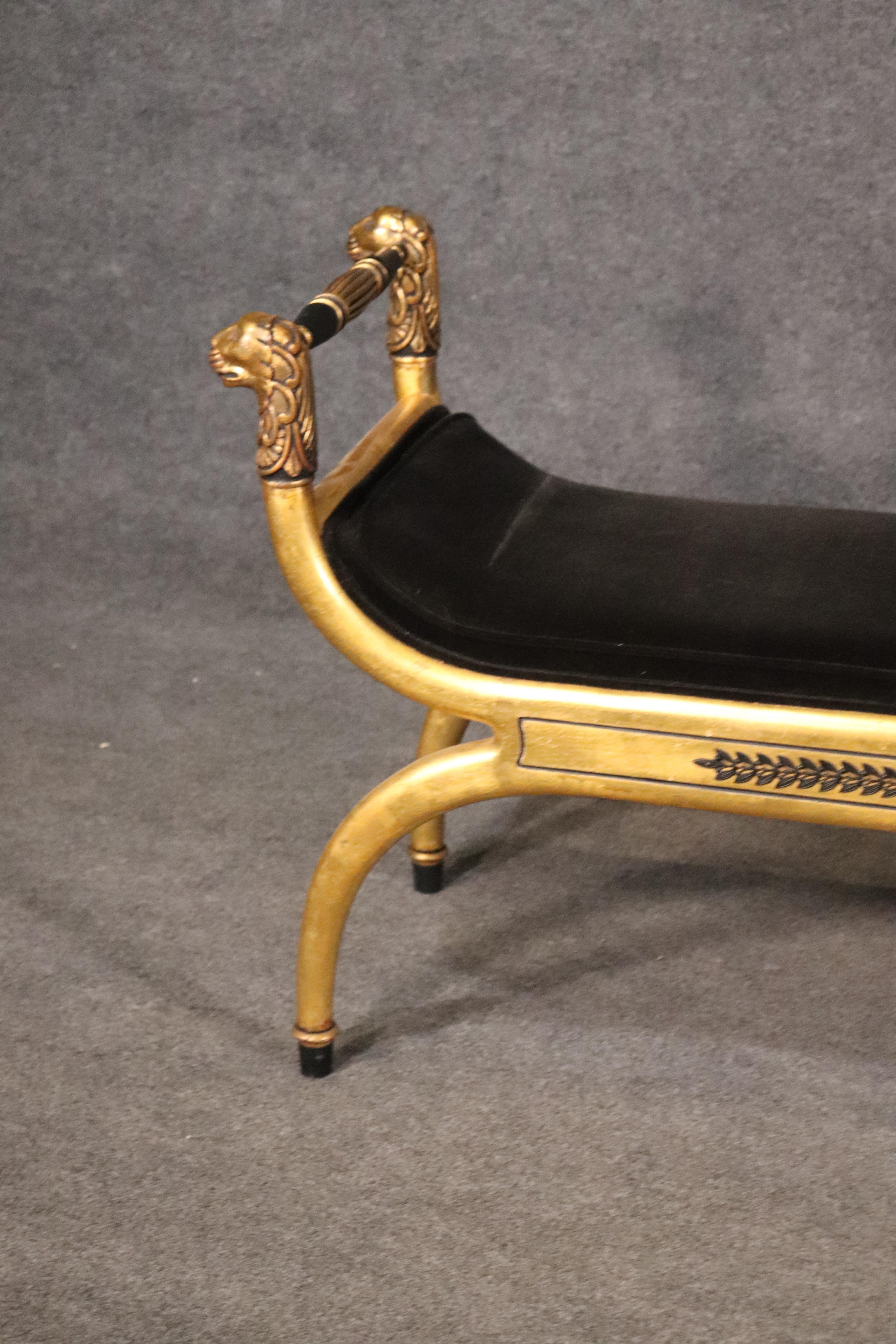 Fine Quality Genuine Gold Giltwood French or Hollywood Regency Window Bench In Good Condition In Swedesboro, NJ