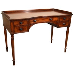 Fine Quality George III Concave Dressing Side Table