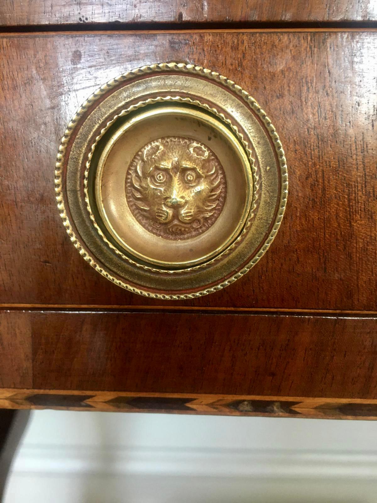 Fine Quality George III Inlaid Mahogany Freestanding Sofa Table 8