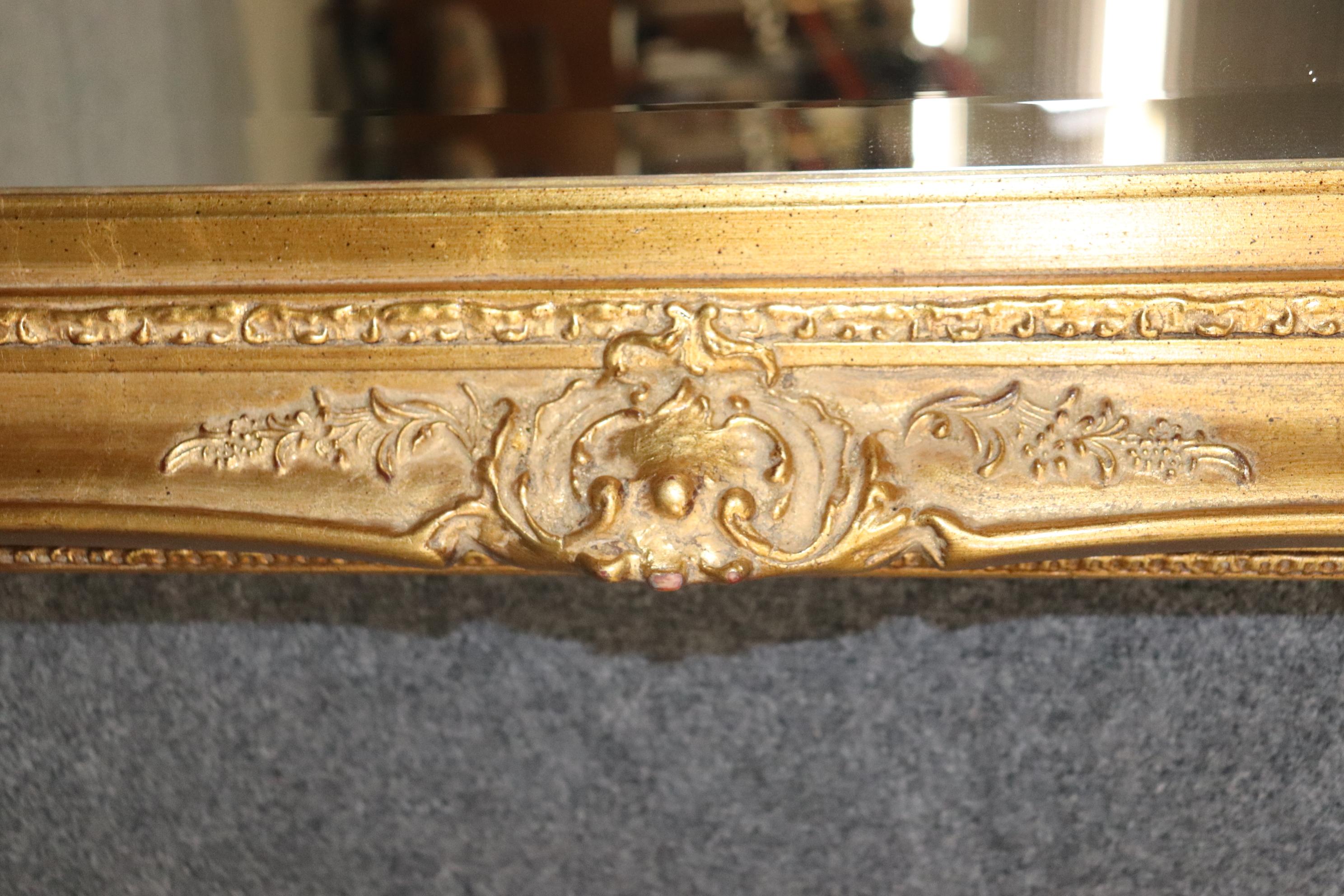Fine Quality Gilded Carved Gesso Victorian Style Mirror Circa 1960 For Sale 1