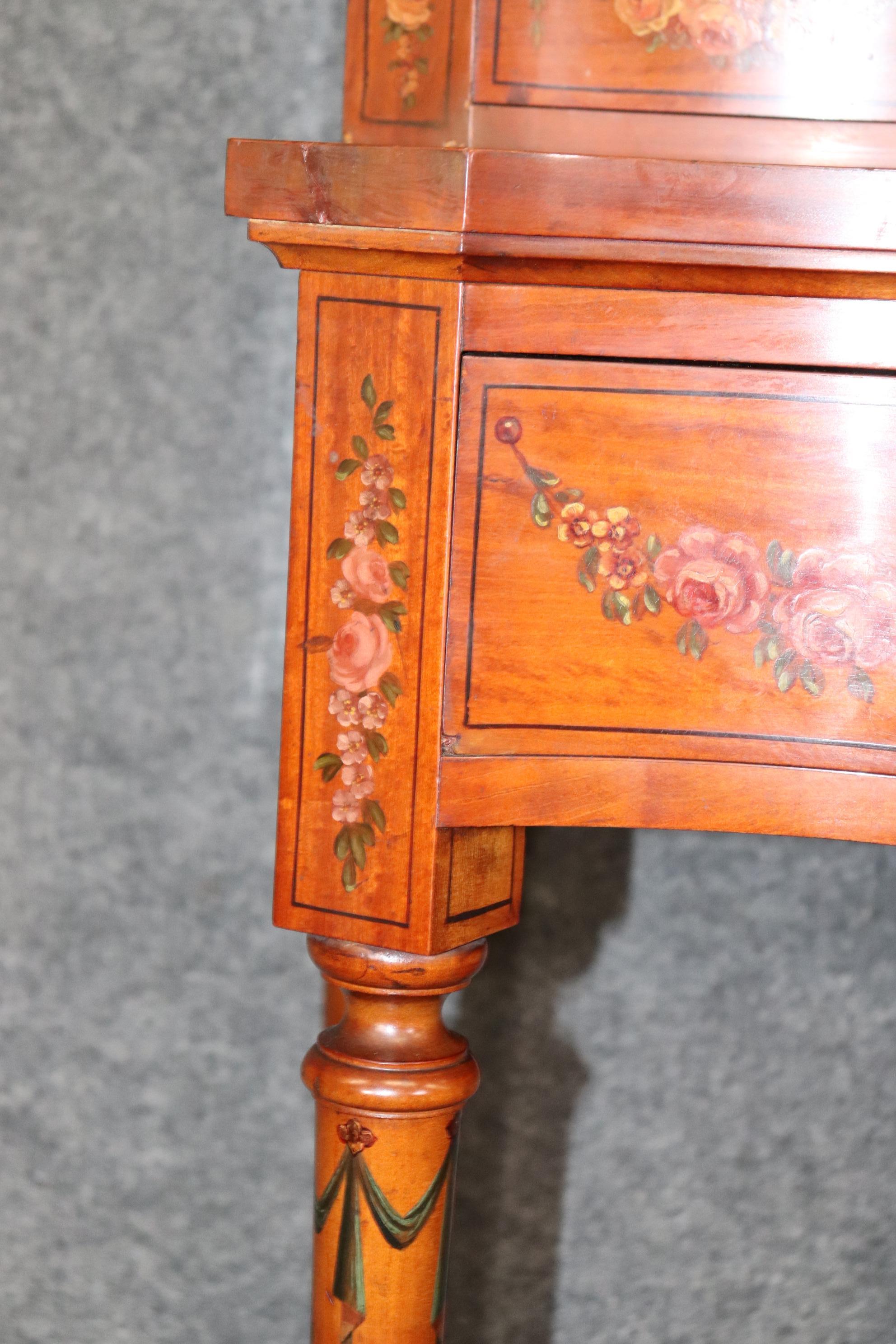 Fine Quality Gillow & Co Satinwood Paint Decorated Ladies Vanity Circa 1890s For Sale 13