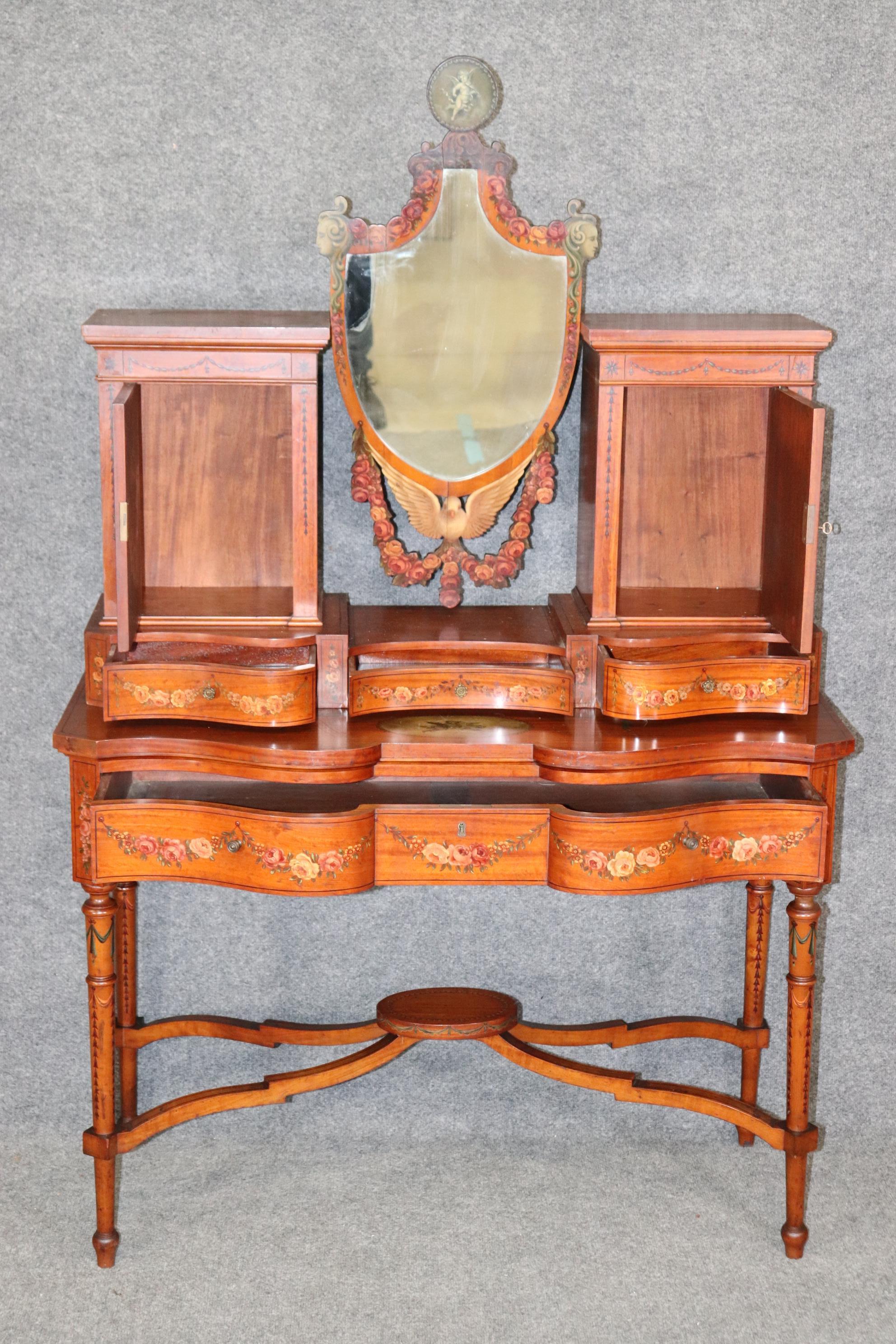 Fine Quality Gillow & Co Satinwood Paint Decorated Ladies Vanity Circa 1890s For Sale 1