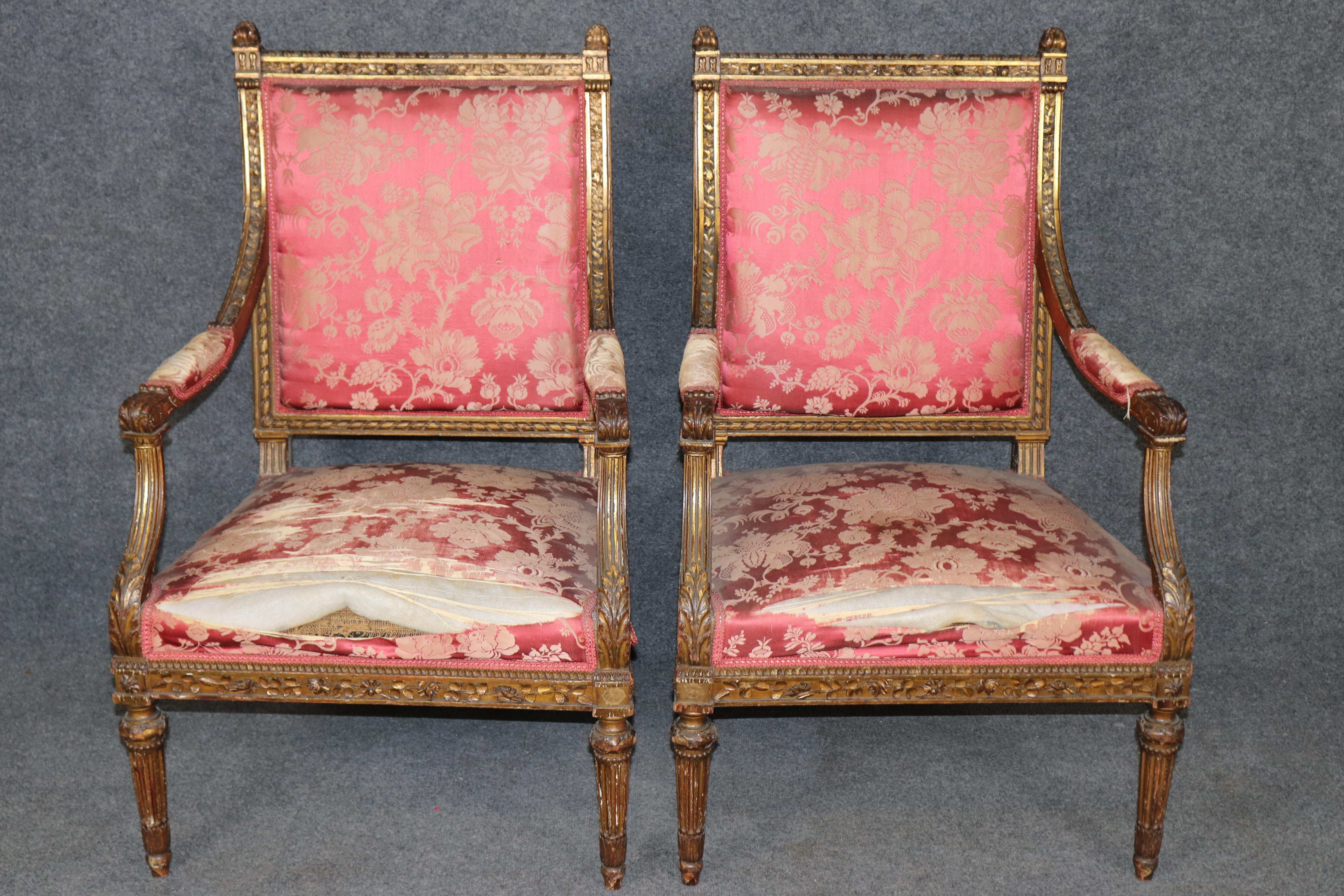 Luigi XVI Coppia di poltrone in legno dorato di alta qualità di Antique French Louis XVI in vendita