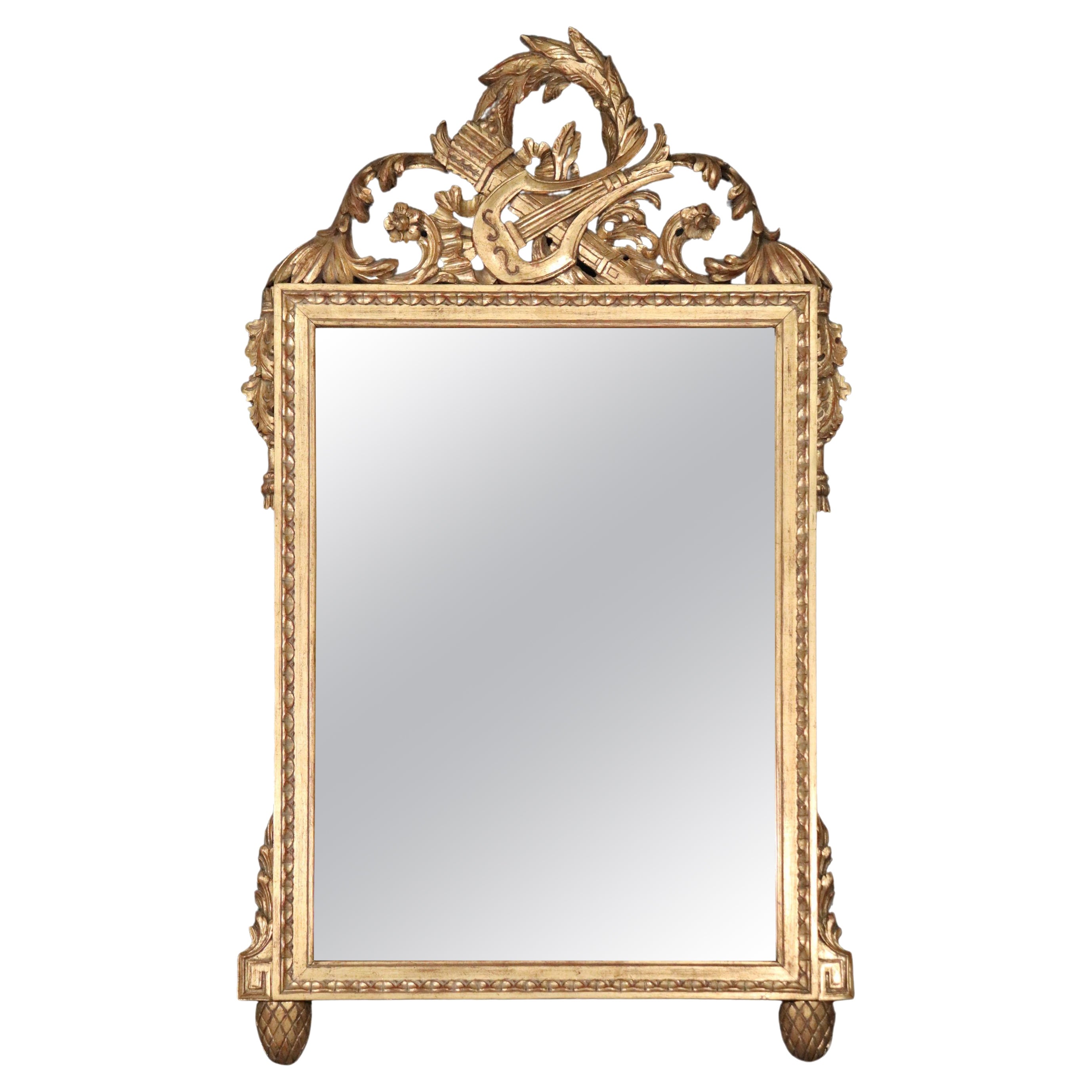 Miroir mural de la moisson française de qualité supérieure, doré et doré, vers les années 1960 en vente