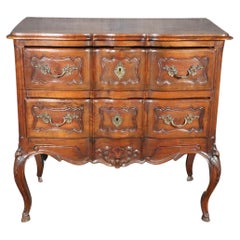 Antique Fine Quality Handmade Carved Walnut French Louis XV Commode, circa 1920