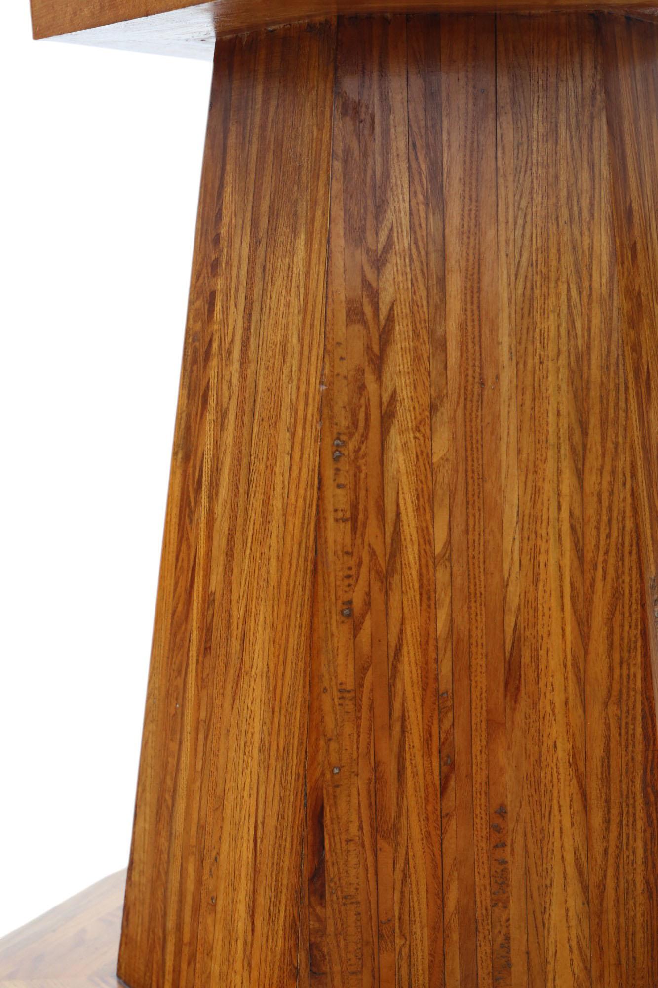 Fine Quality Hexagonal Parquetry Centre Dining Table Large Statement Piece For Sale 3