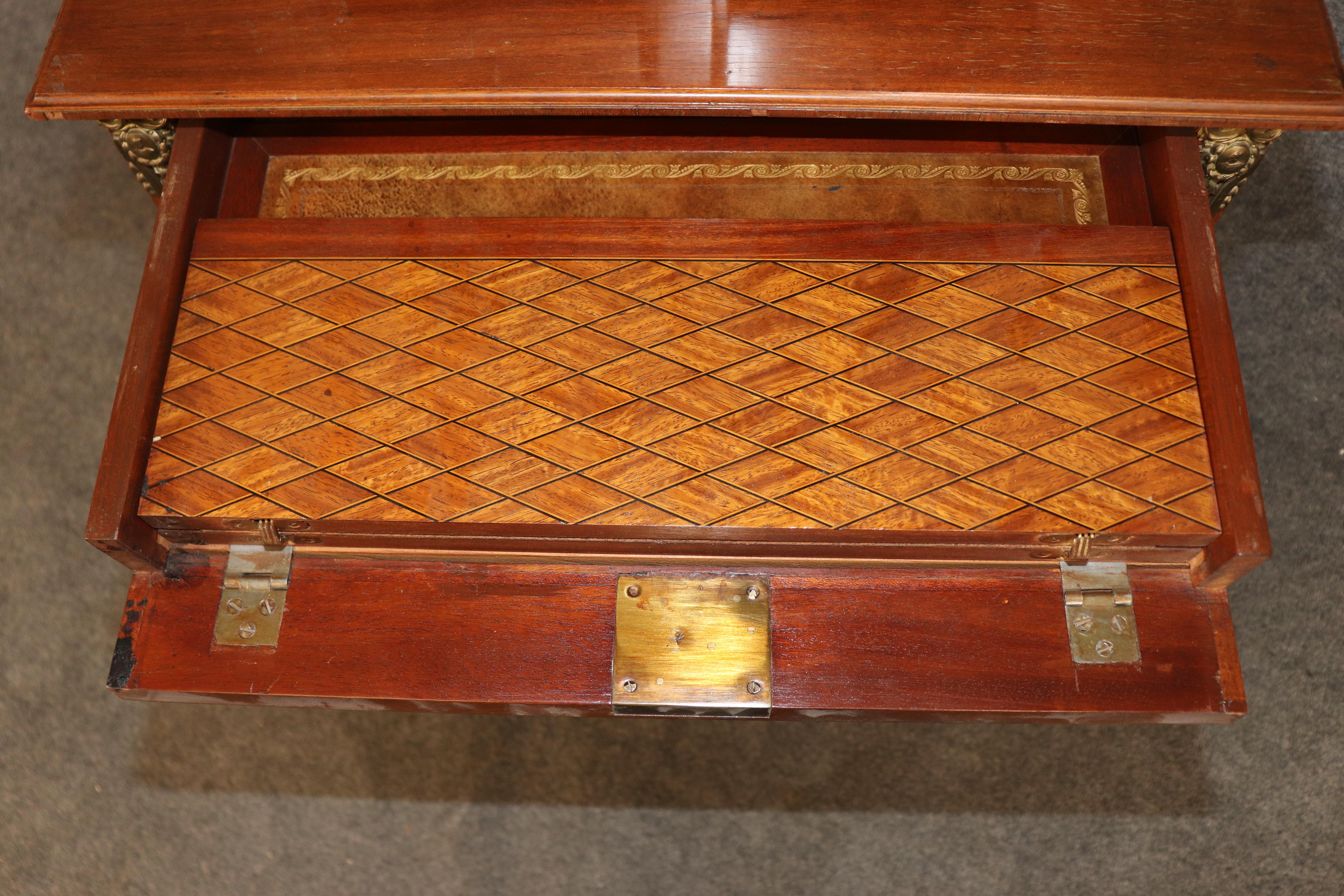 Fine Quality Inlaid Marquetry Petite Louis XVI Mahogany Secretary Desk For Sale 2