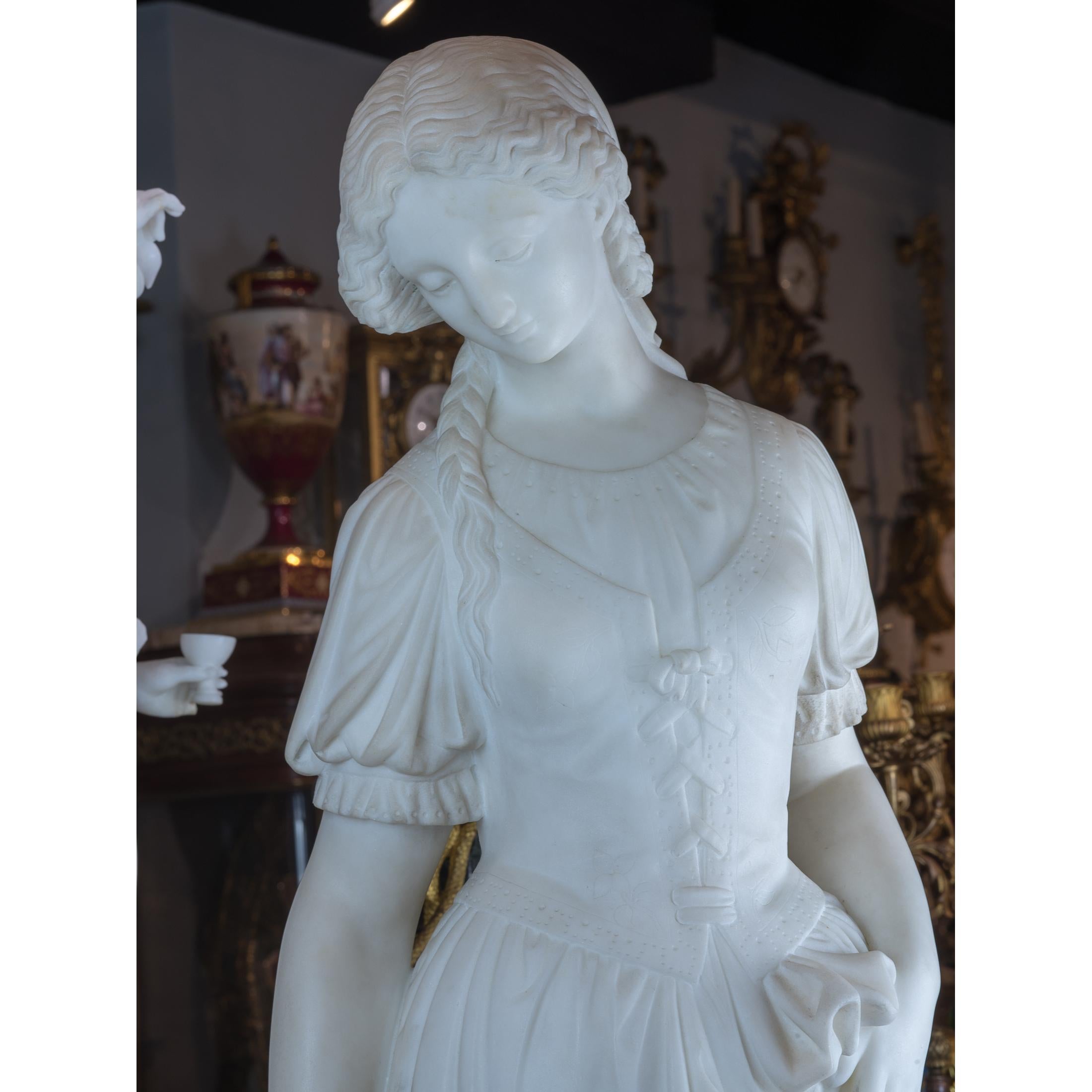 Italian Marble Statue of Beauty attributed to Gambogi In Good Condition For Sale In New York, NY