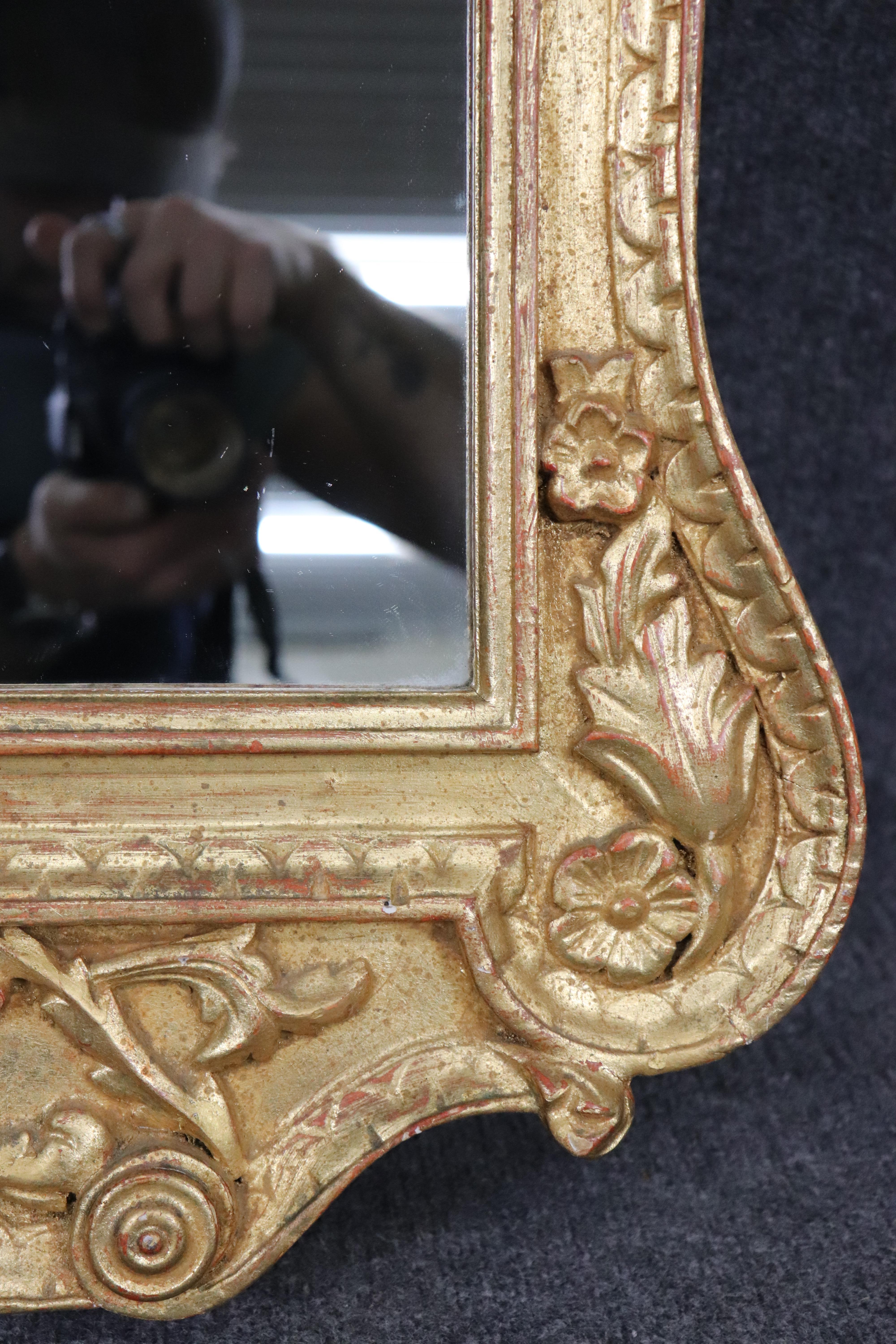 Fine Quality Italian Made Federal Style Tall Gilded Carved Wall Mirror (miroir mural sculpté et doré) en vente 2