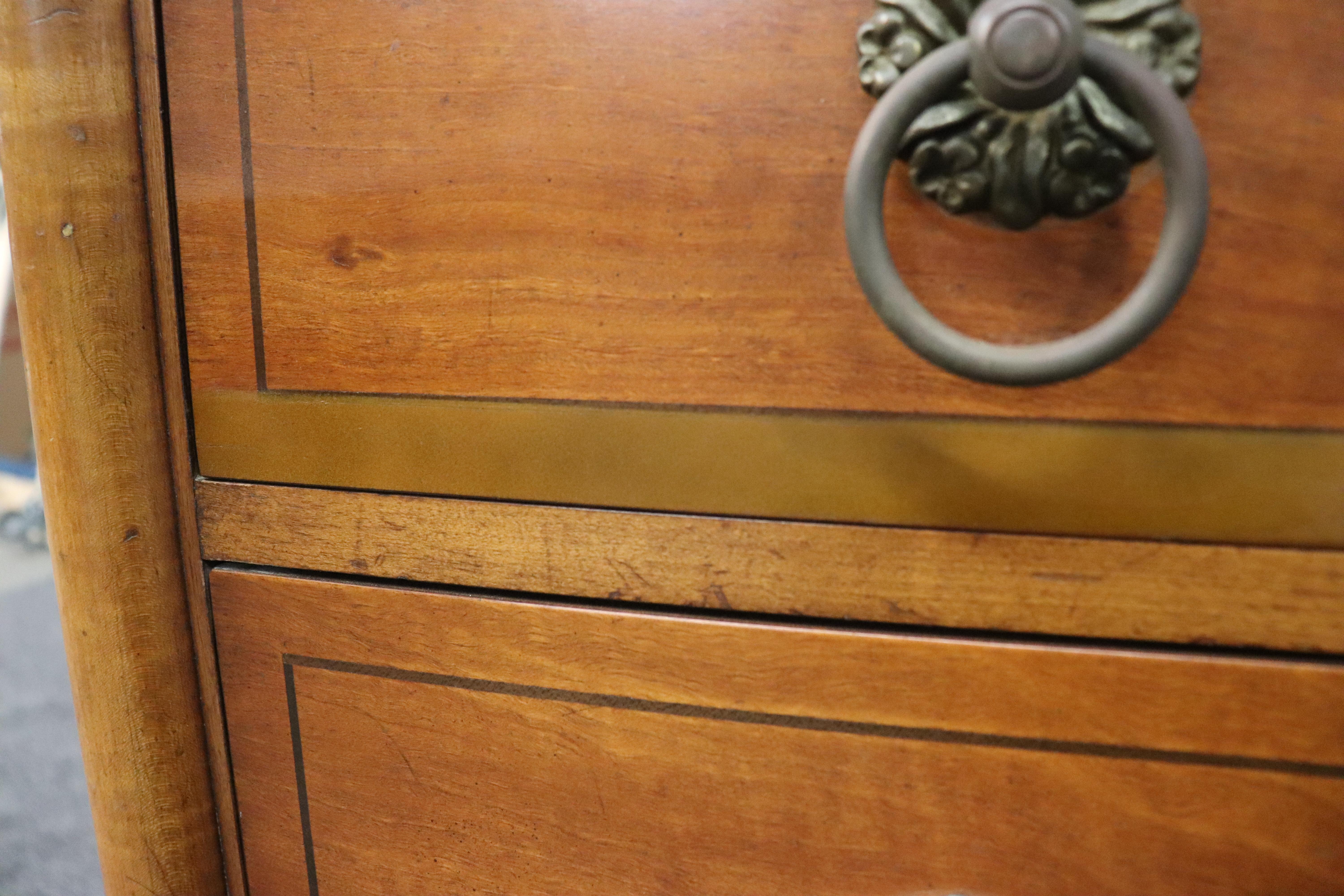 Fine Quality Kittinger Satinwood English Regency Inlaid Gentleman's Dresser For Sale 4