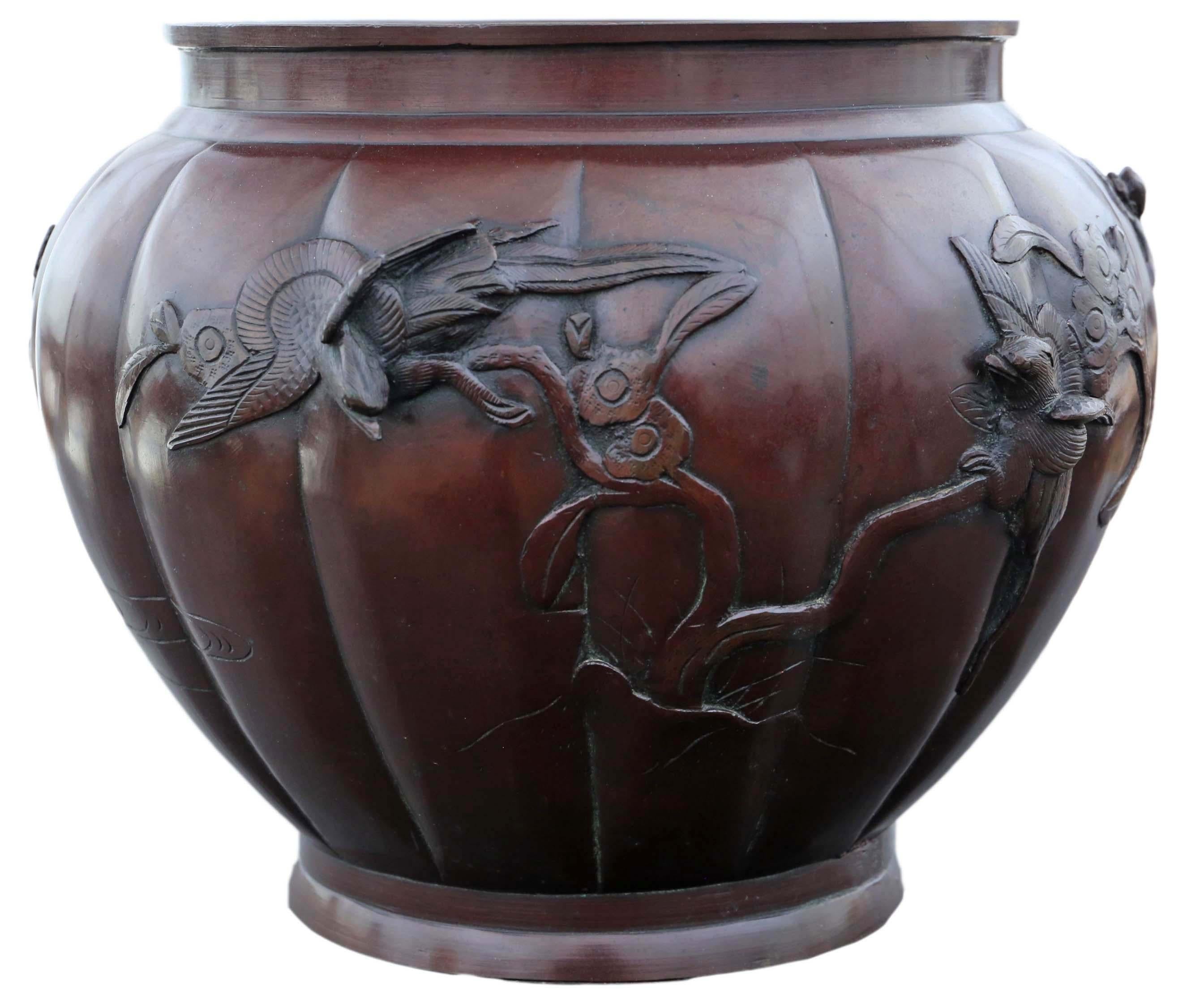 Fine Quality Large Japanese Bronze Jardinière Planter Pot - Meiji Period, 19th C In Good Condition For Sale In Wisbech, Cambridgeshire