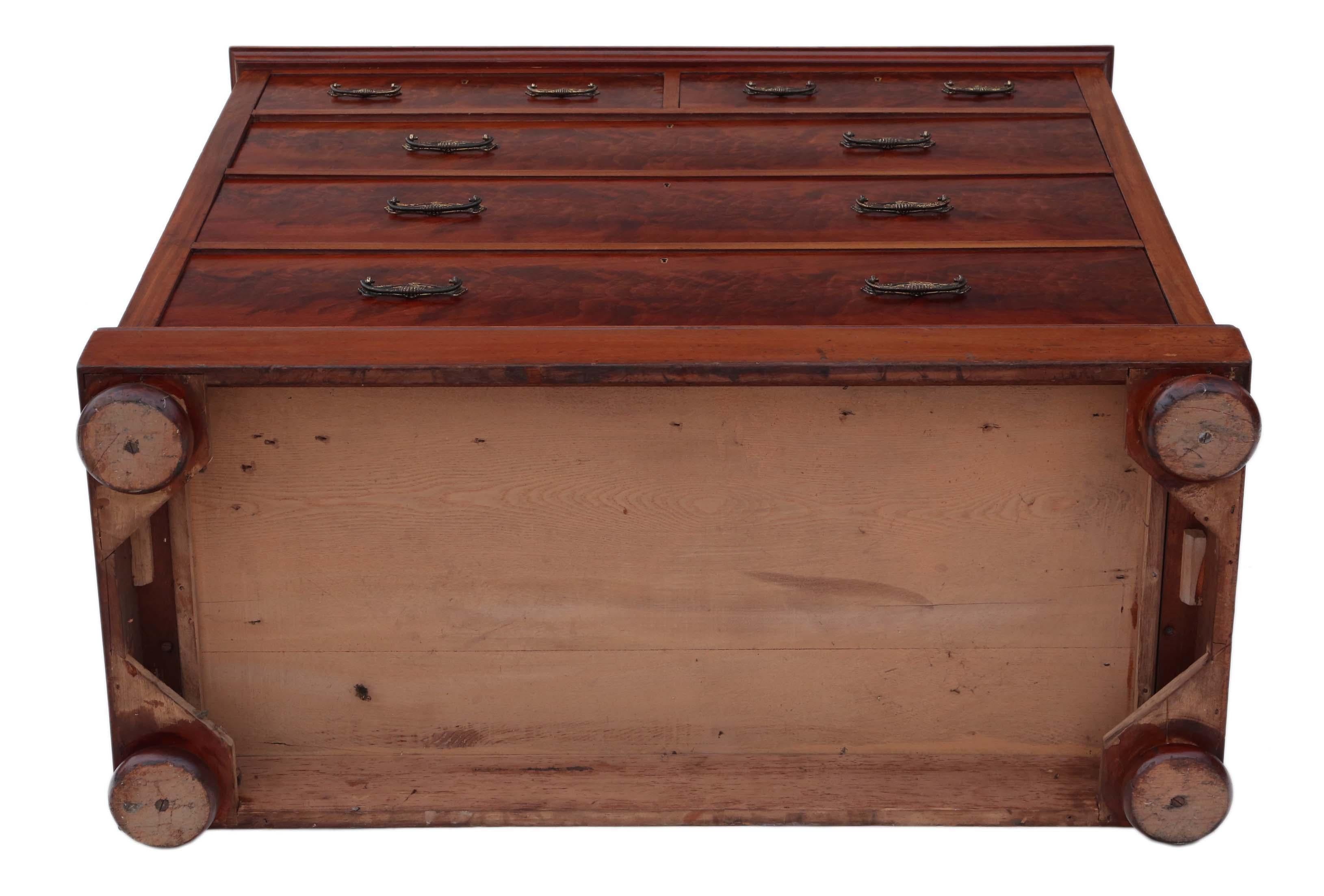 Fine Quality Large Victorian Flame Mahogany Chest of Drawers from circa 1900, An For Sale 5